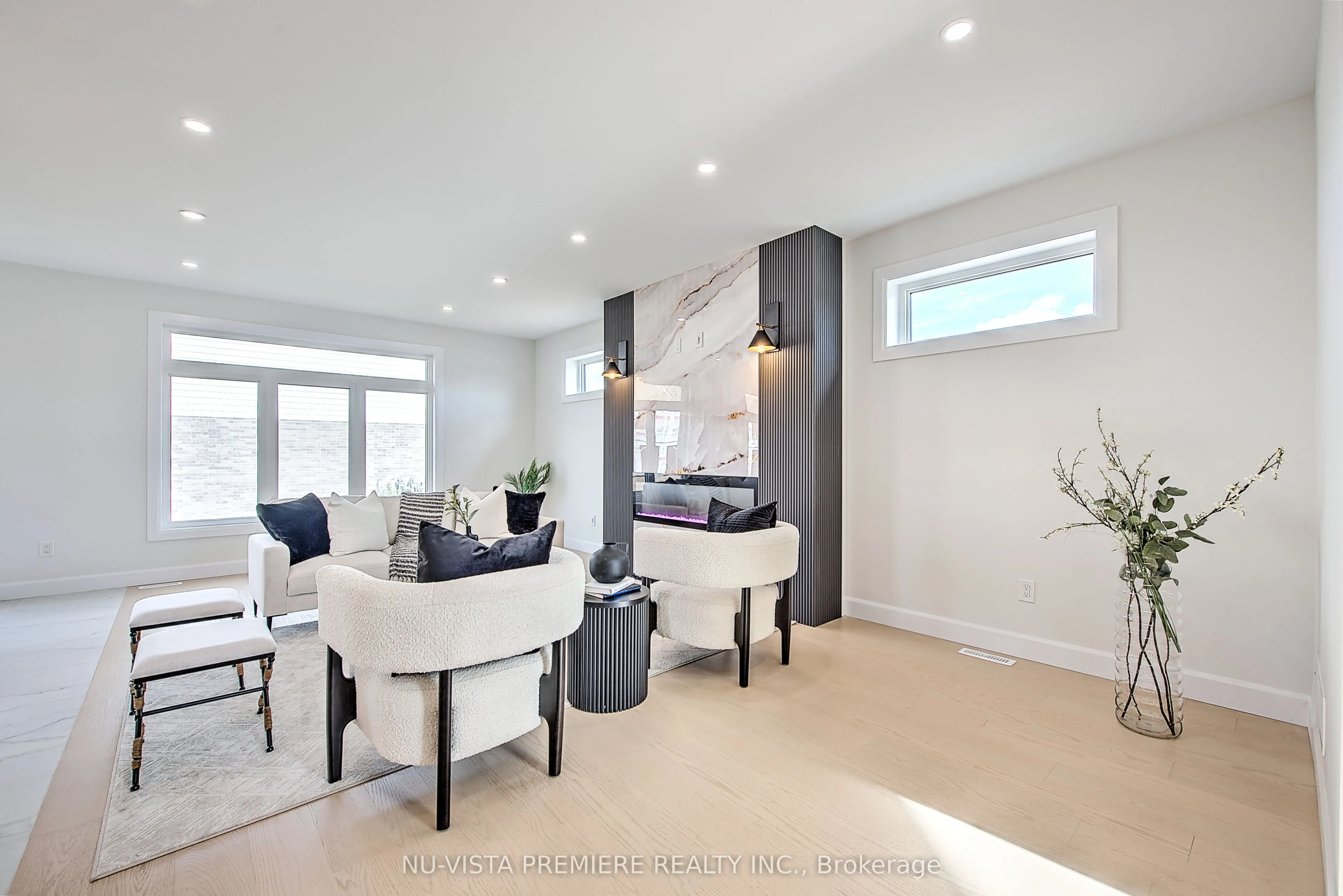 4282 Liberty Crossing