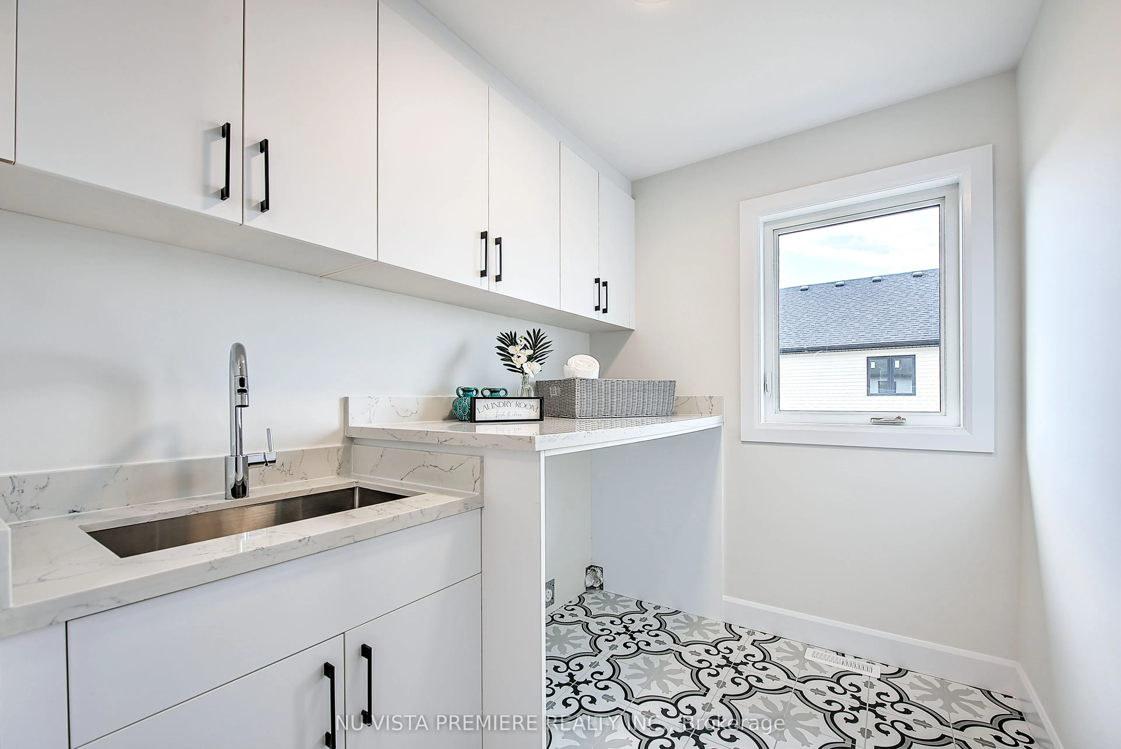 4282 Liberty Crossing