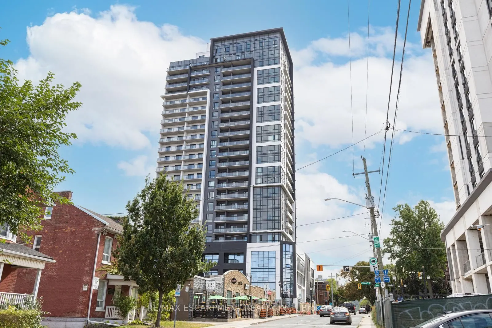15 Queen Street, #2204