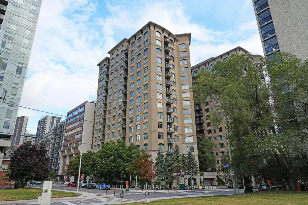 85 Bronson Avenue, #1601
