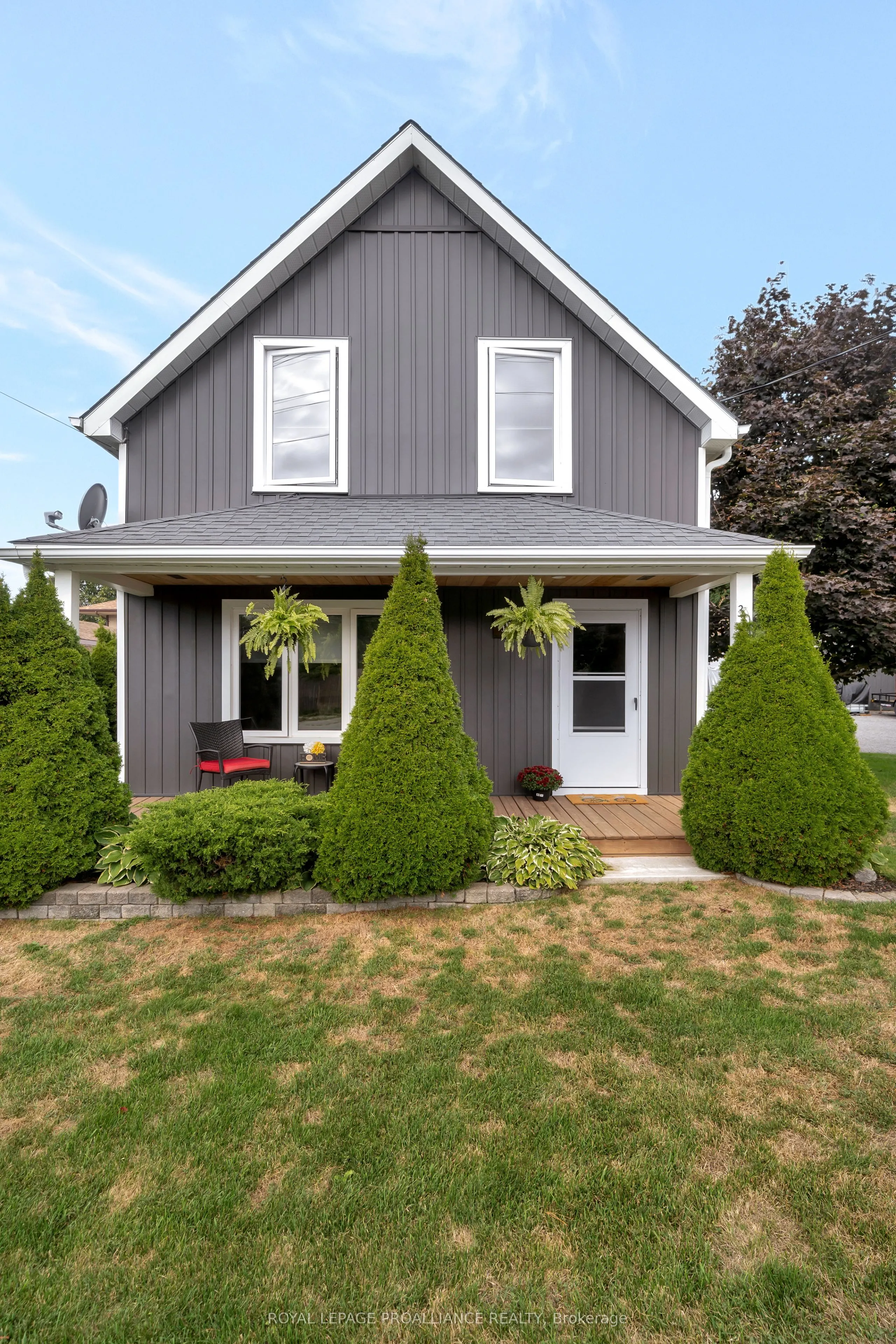 30 Lake Street SE