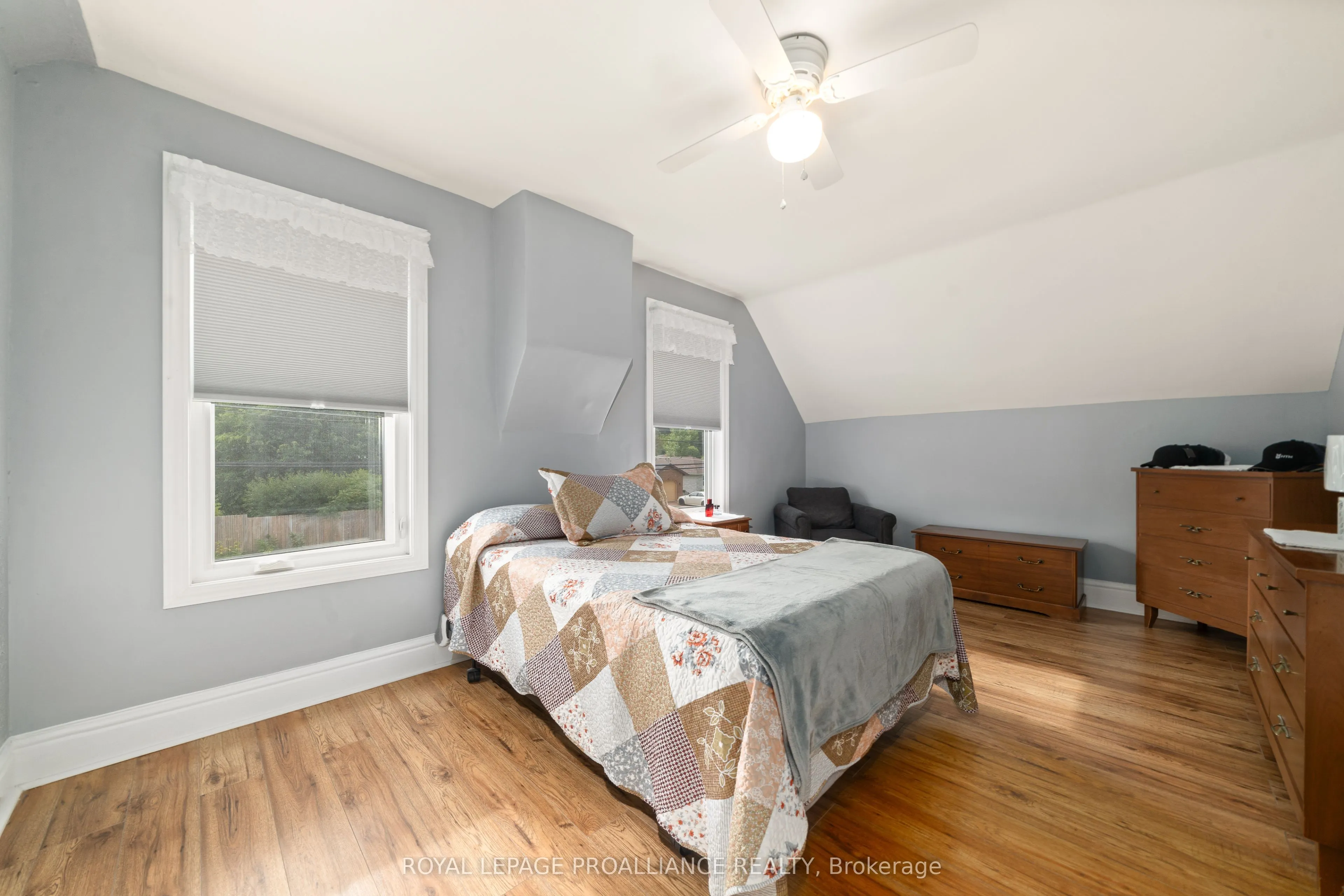 30 Lake Street SE