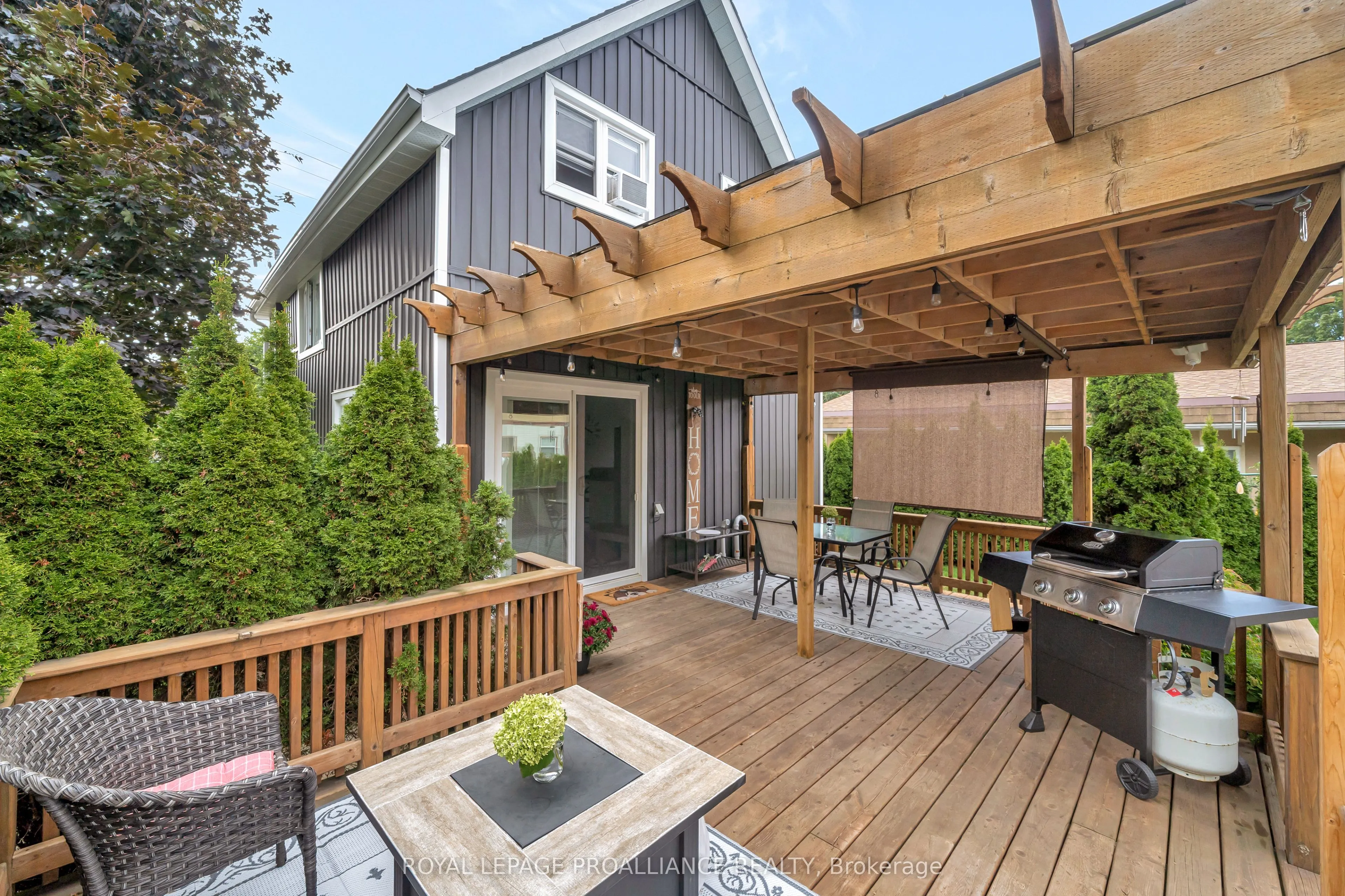 30 Lake Street SE