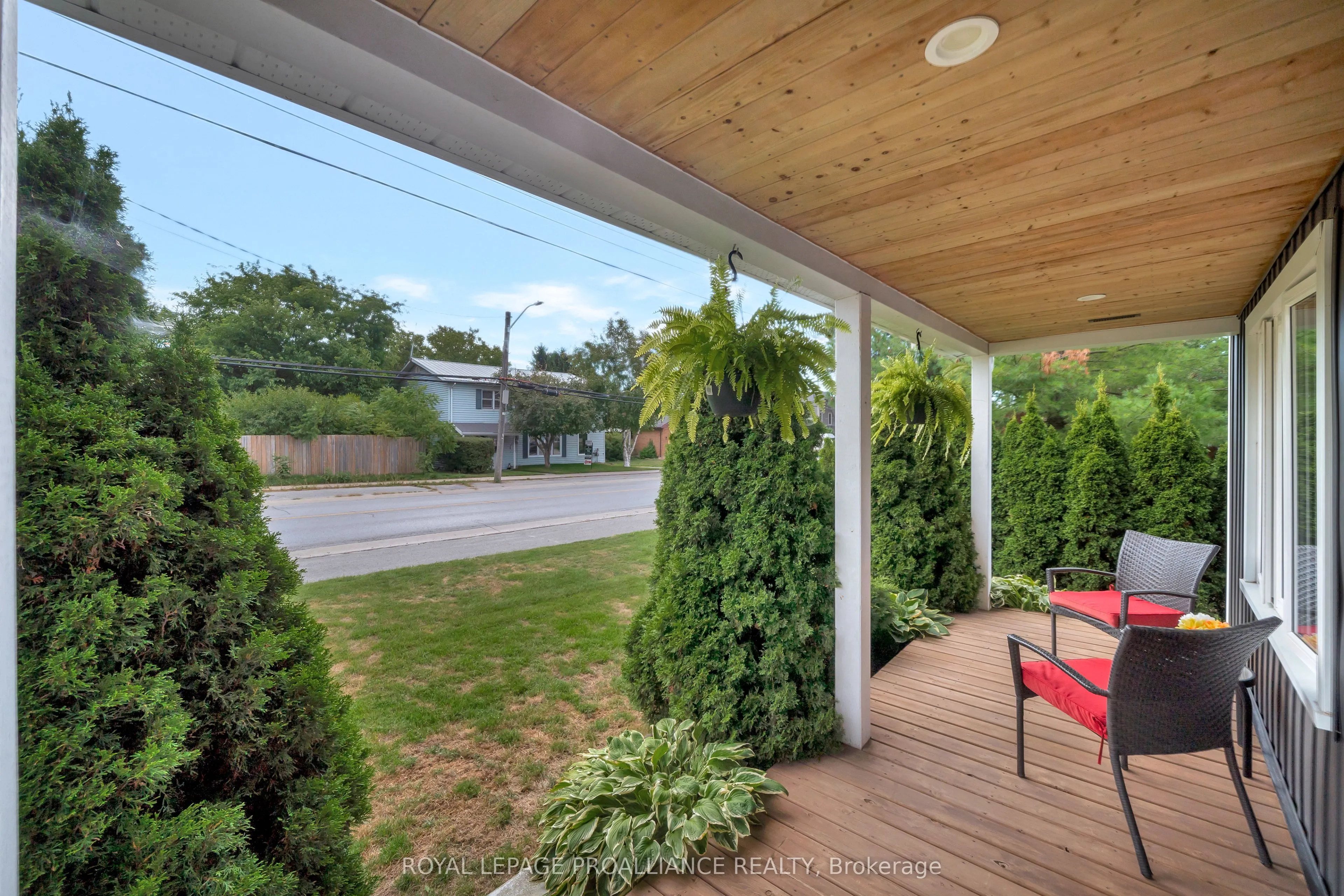 30 Lake Street SE