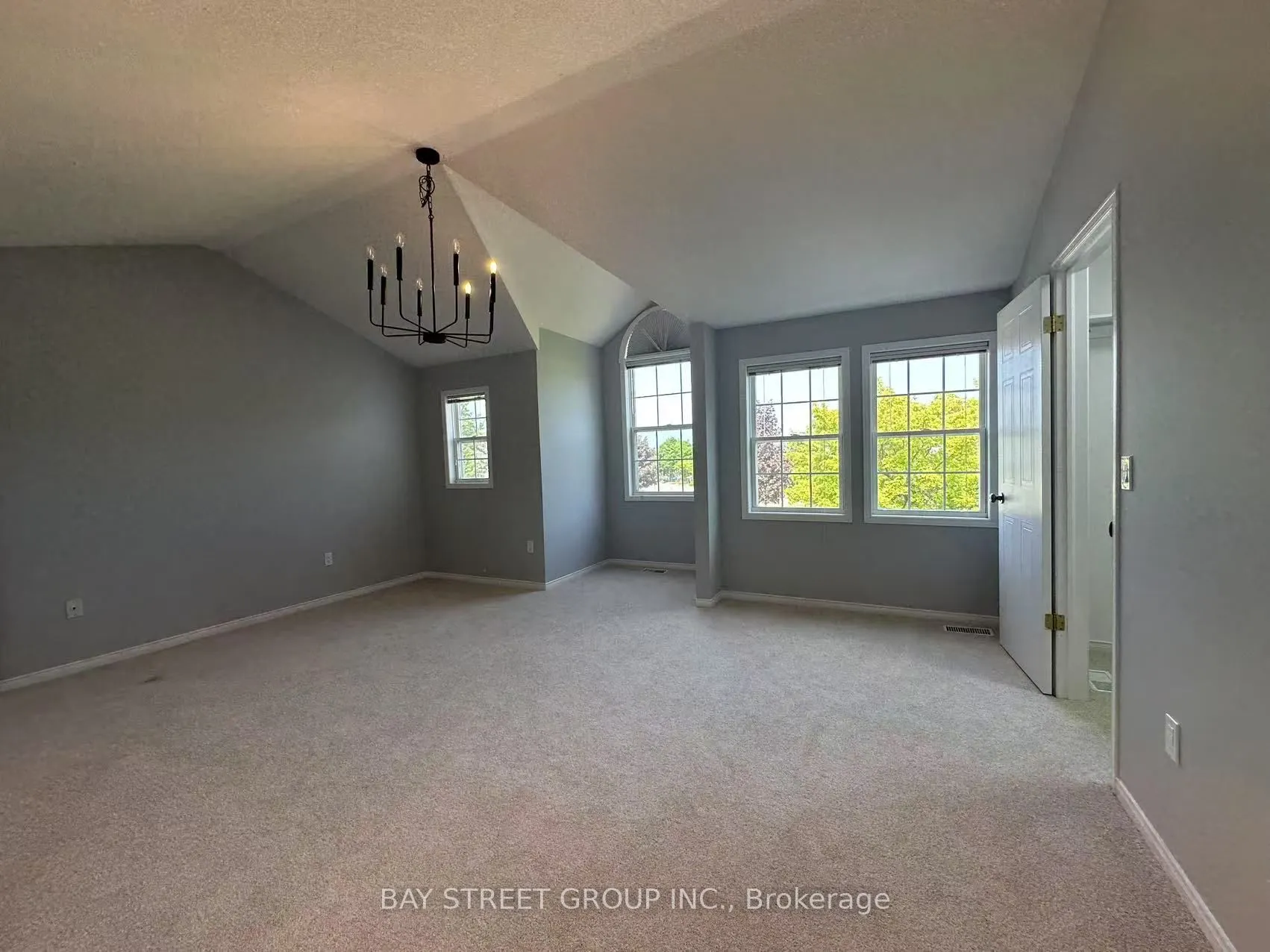 19 Silversmith Court