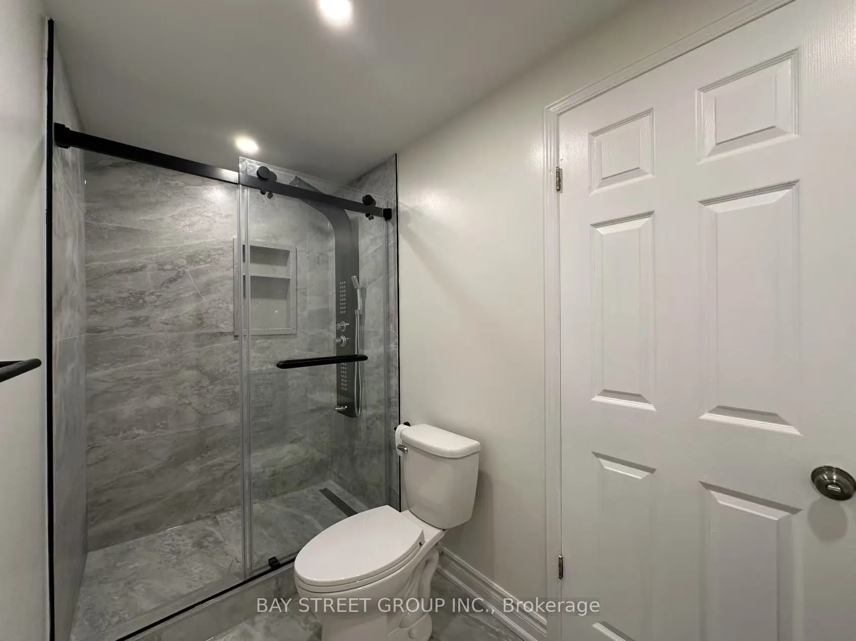 19 Silversmith Court