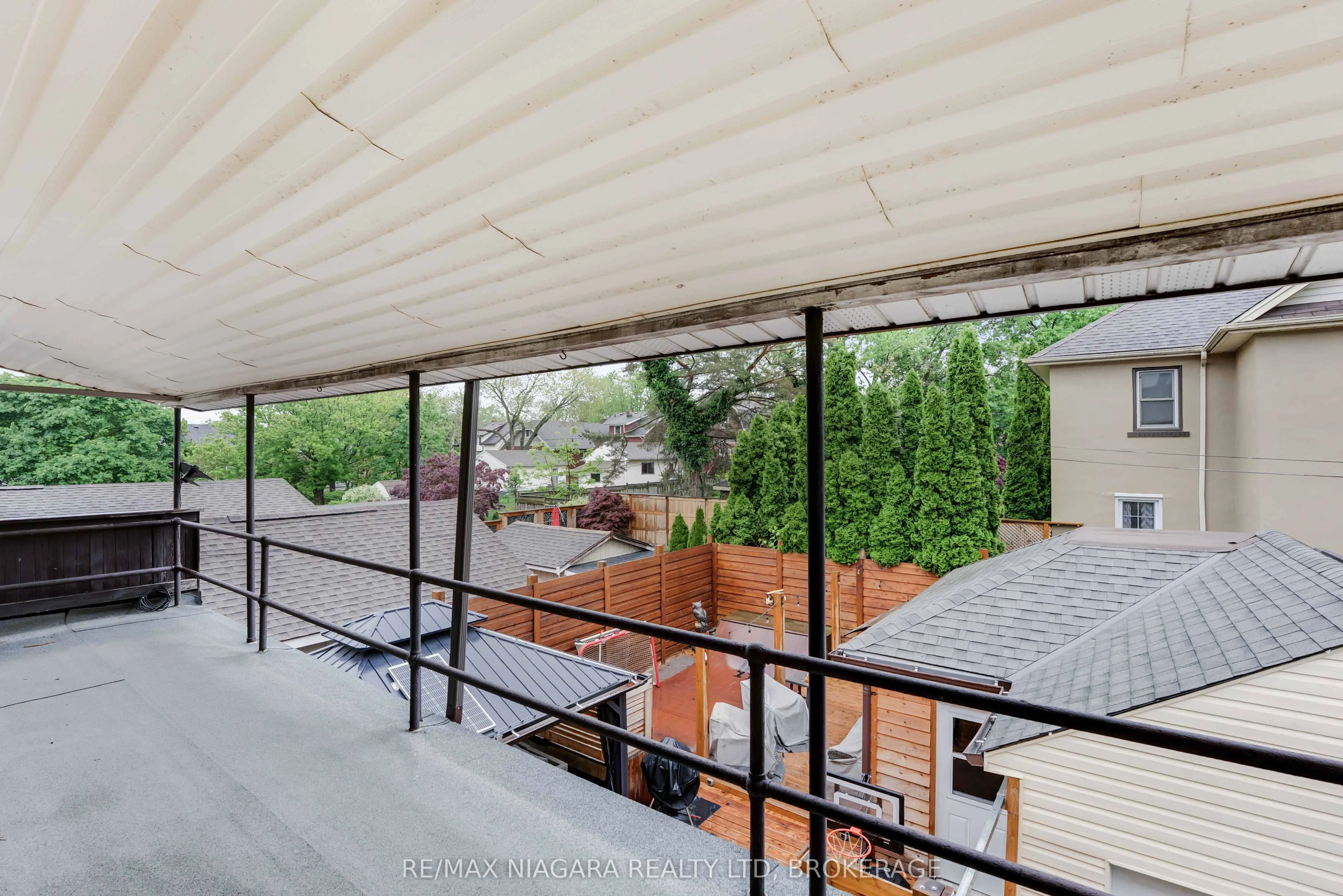 5078 Armoury Street