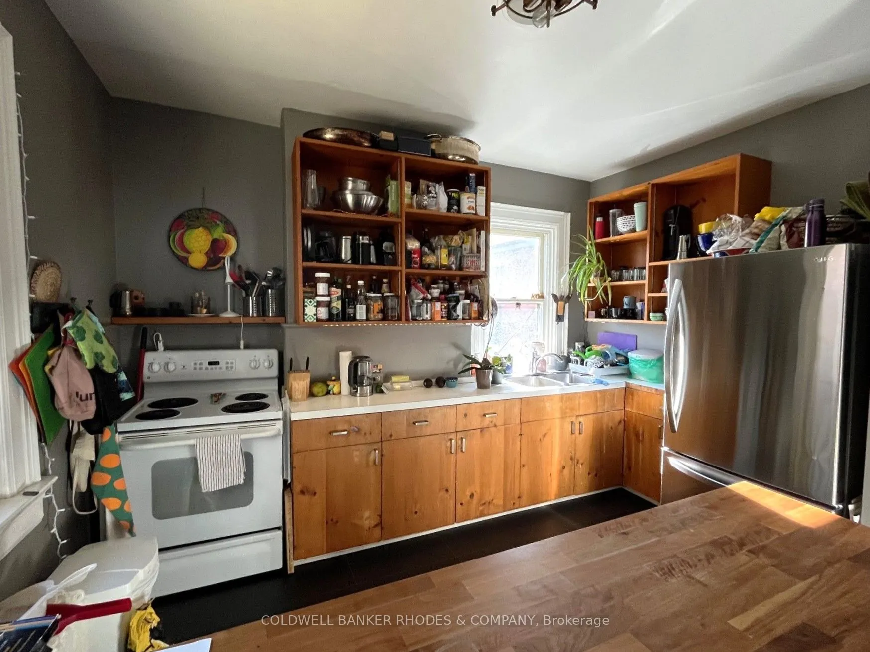 8 1/2 Range Road, #Unit #1 on 2nd floor