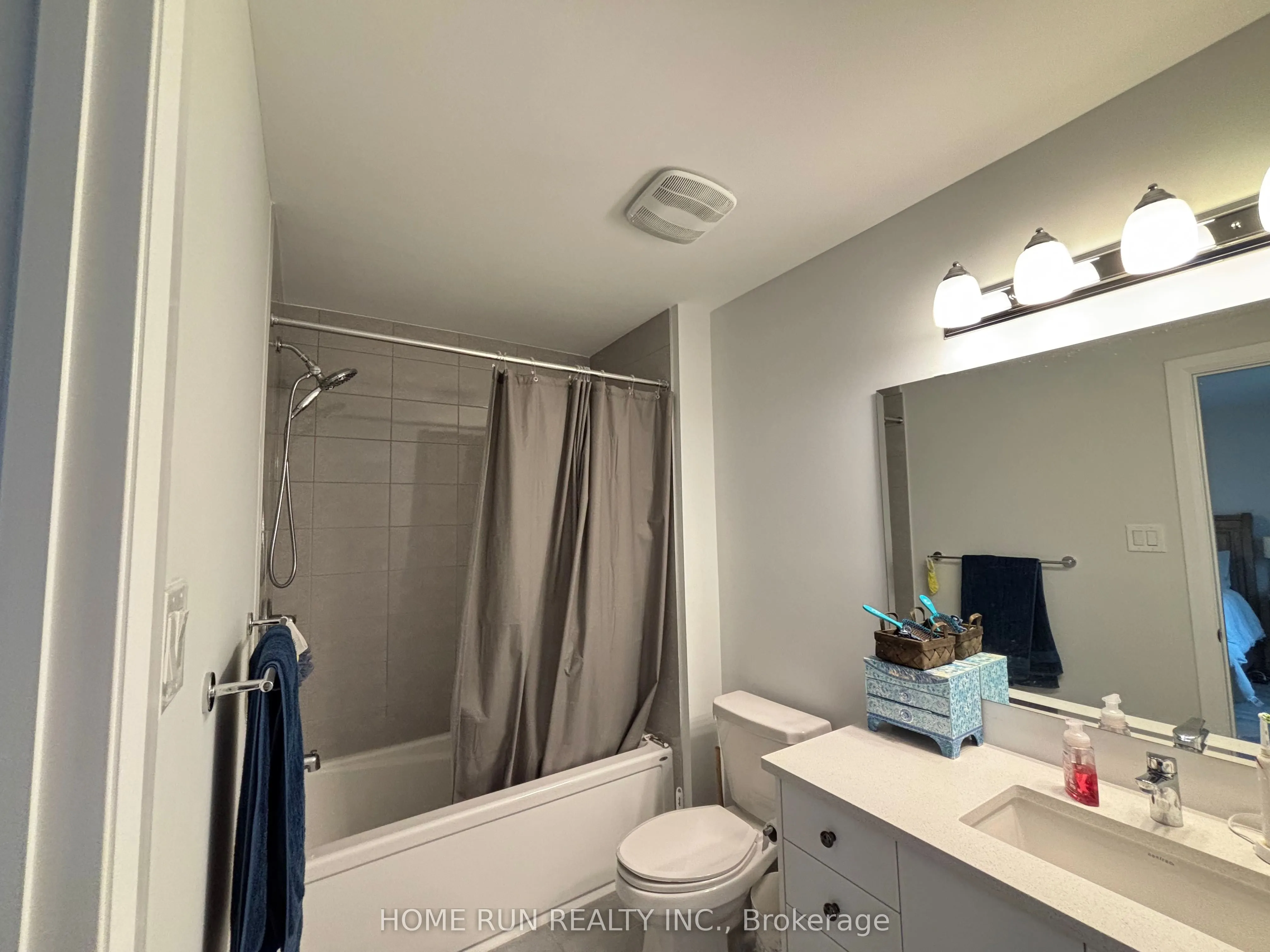 235 Elsie Macgill Walk