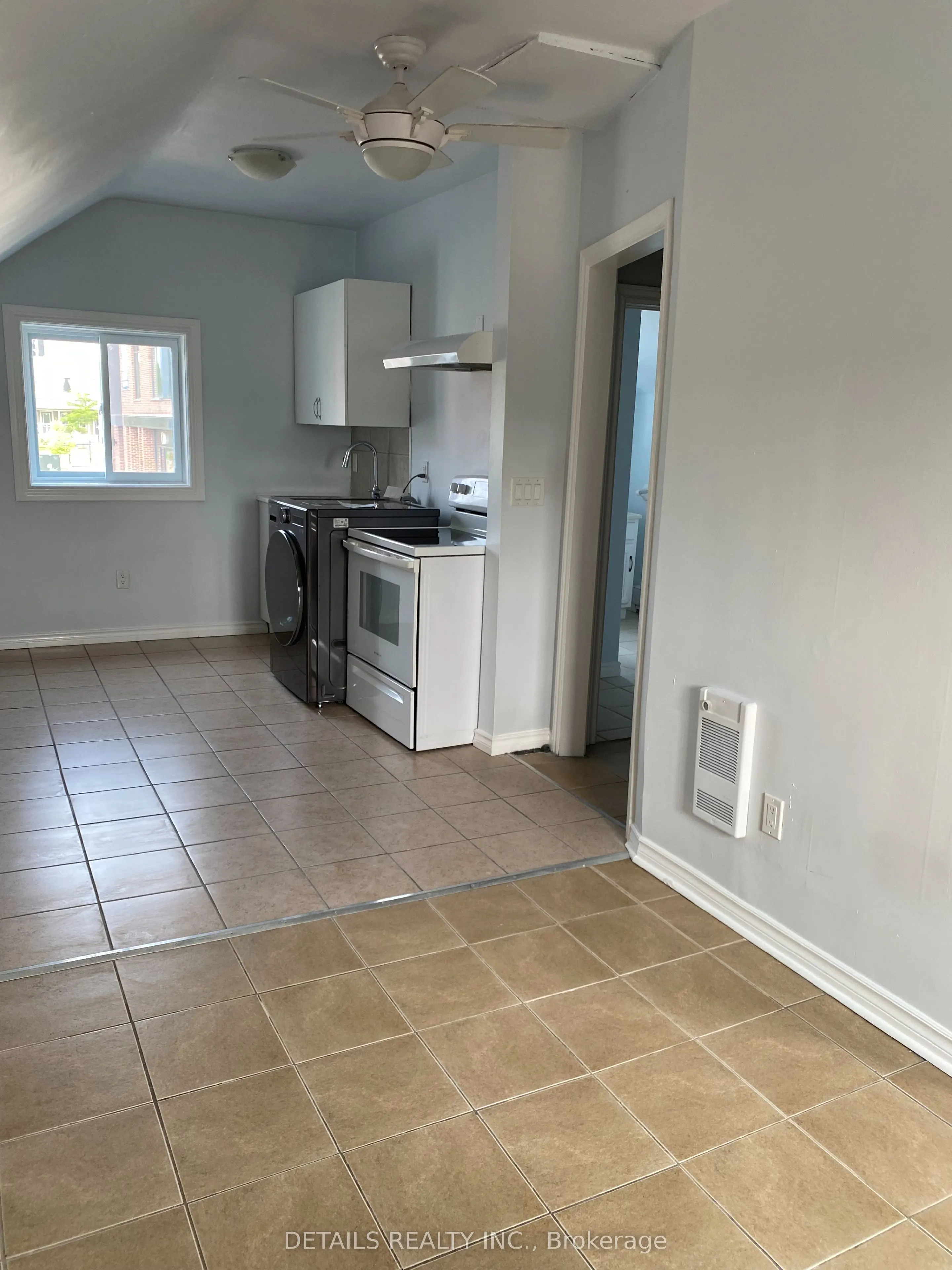 1530 Stittsville Main Street