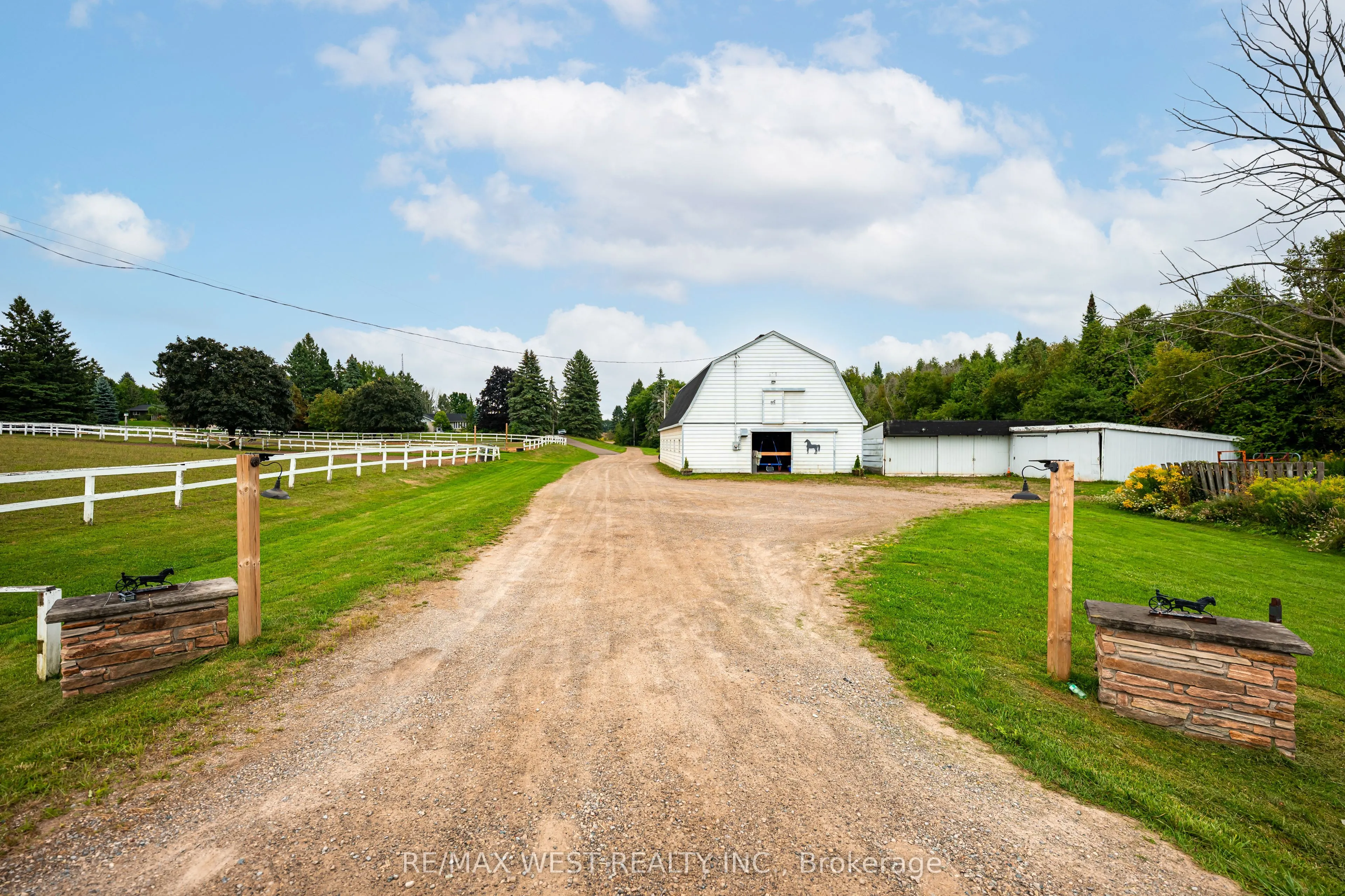 246044 County Rd 16 Road