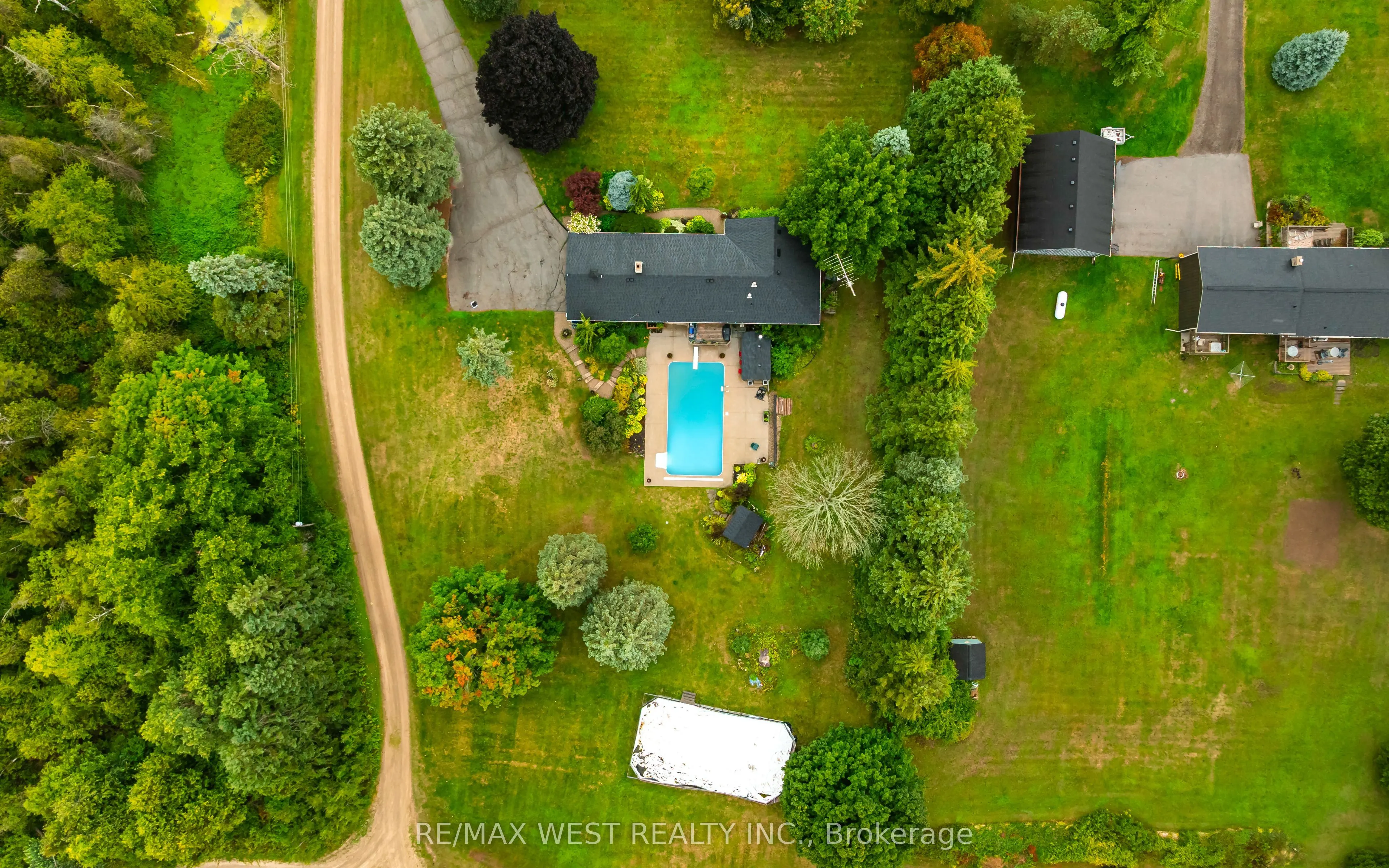 246044 County Rd 16 Road