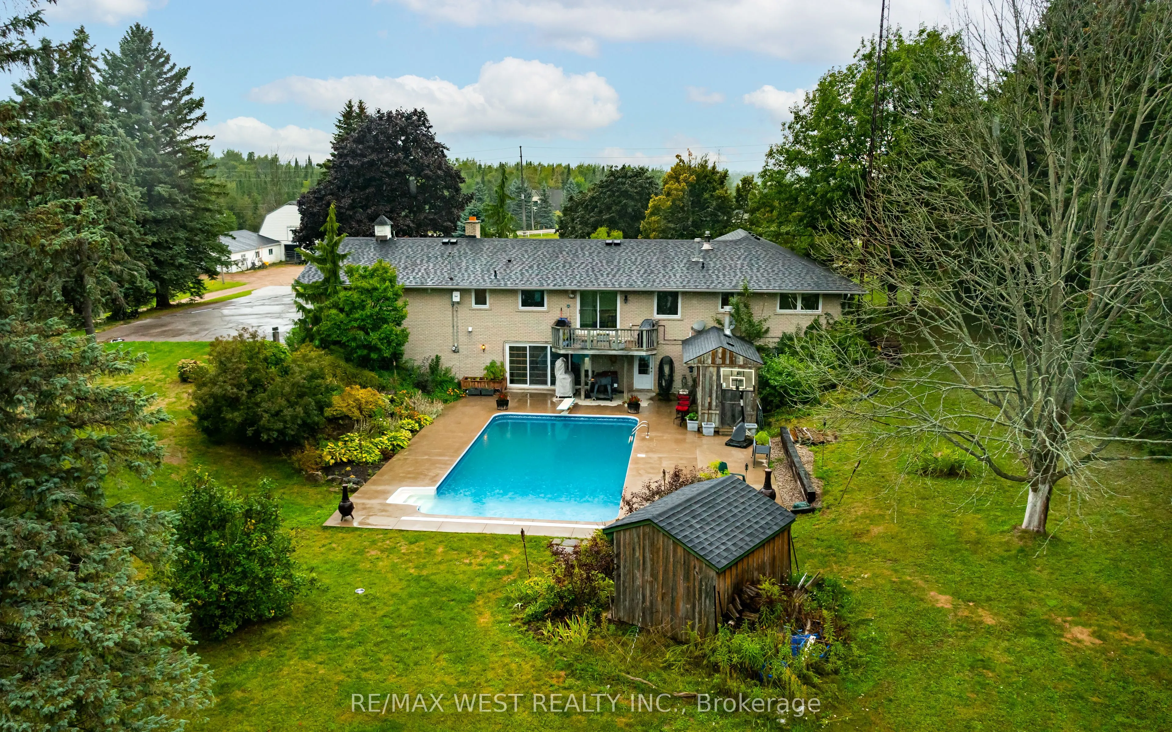 246044 County Rd 16 Road