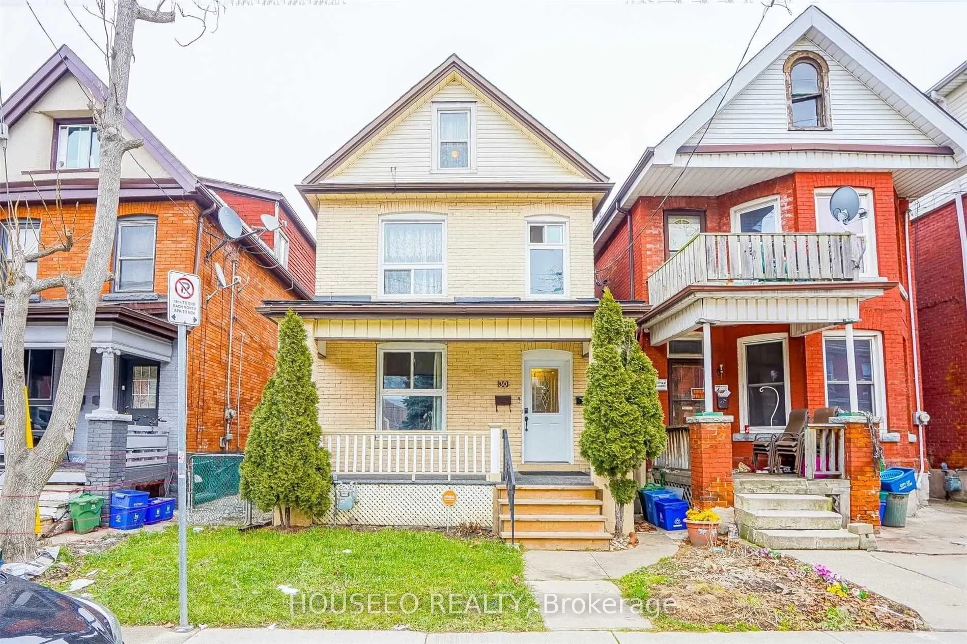 30 Arthur Avenue N