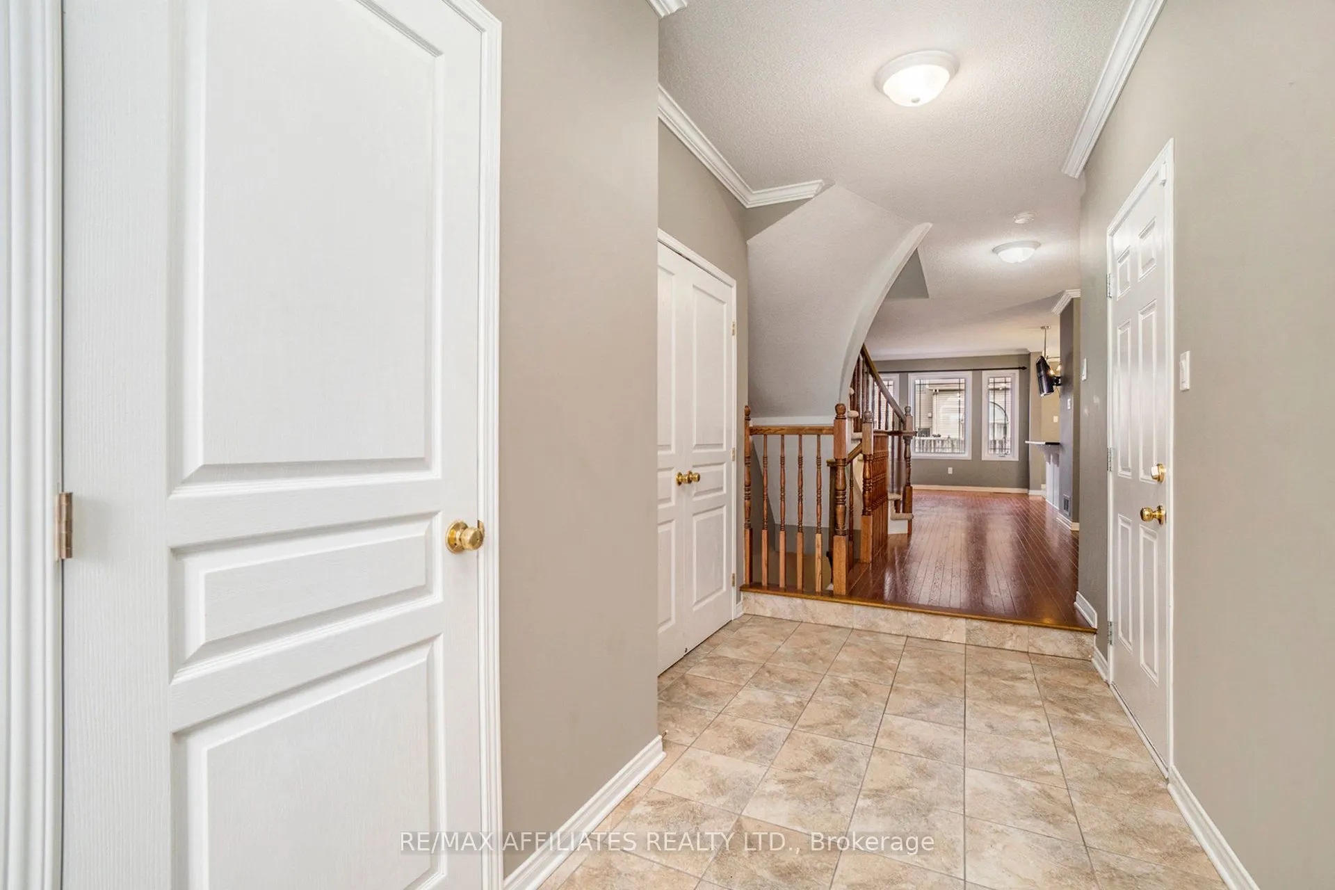 714 Regiment Avenue
