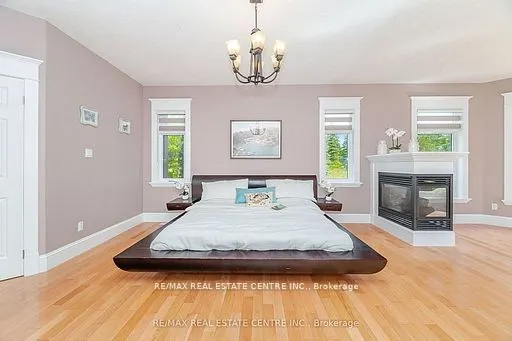86 Canters Close