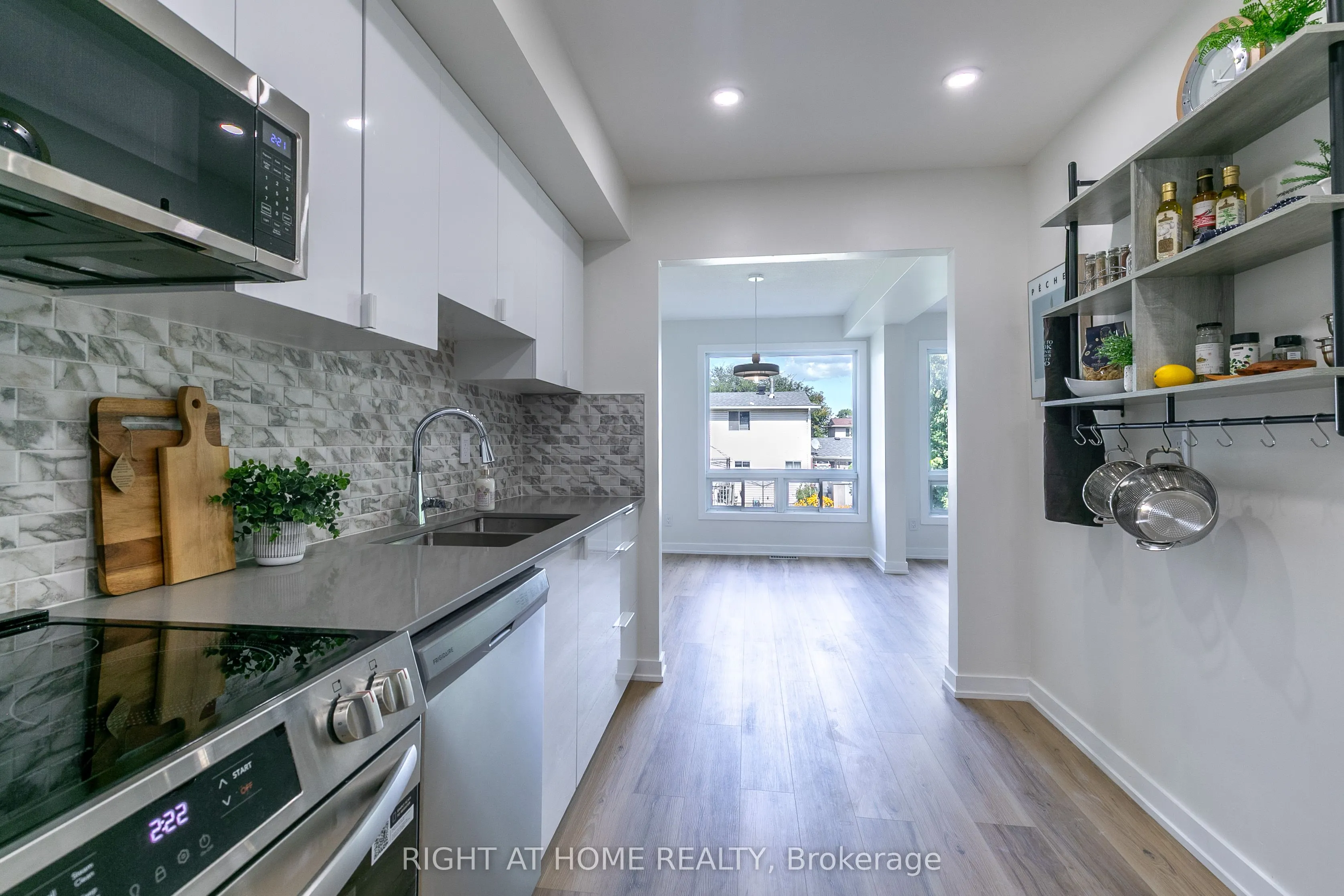 2669 Southvale Drive, #15