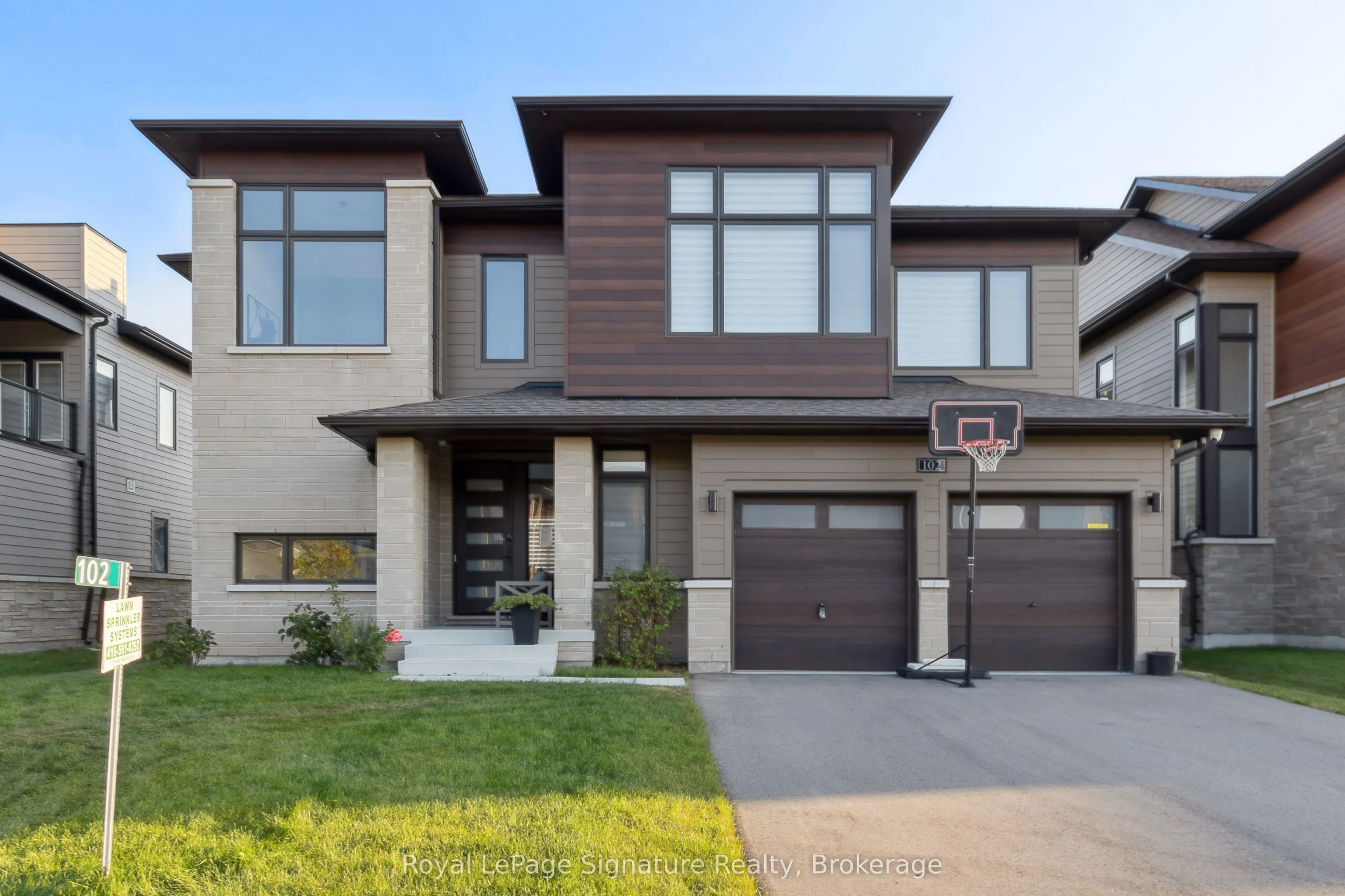 102 STONELEIGH DRIVE