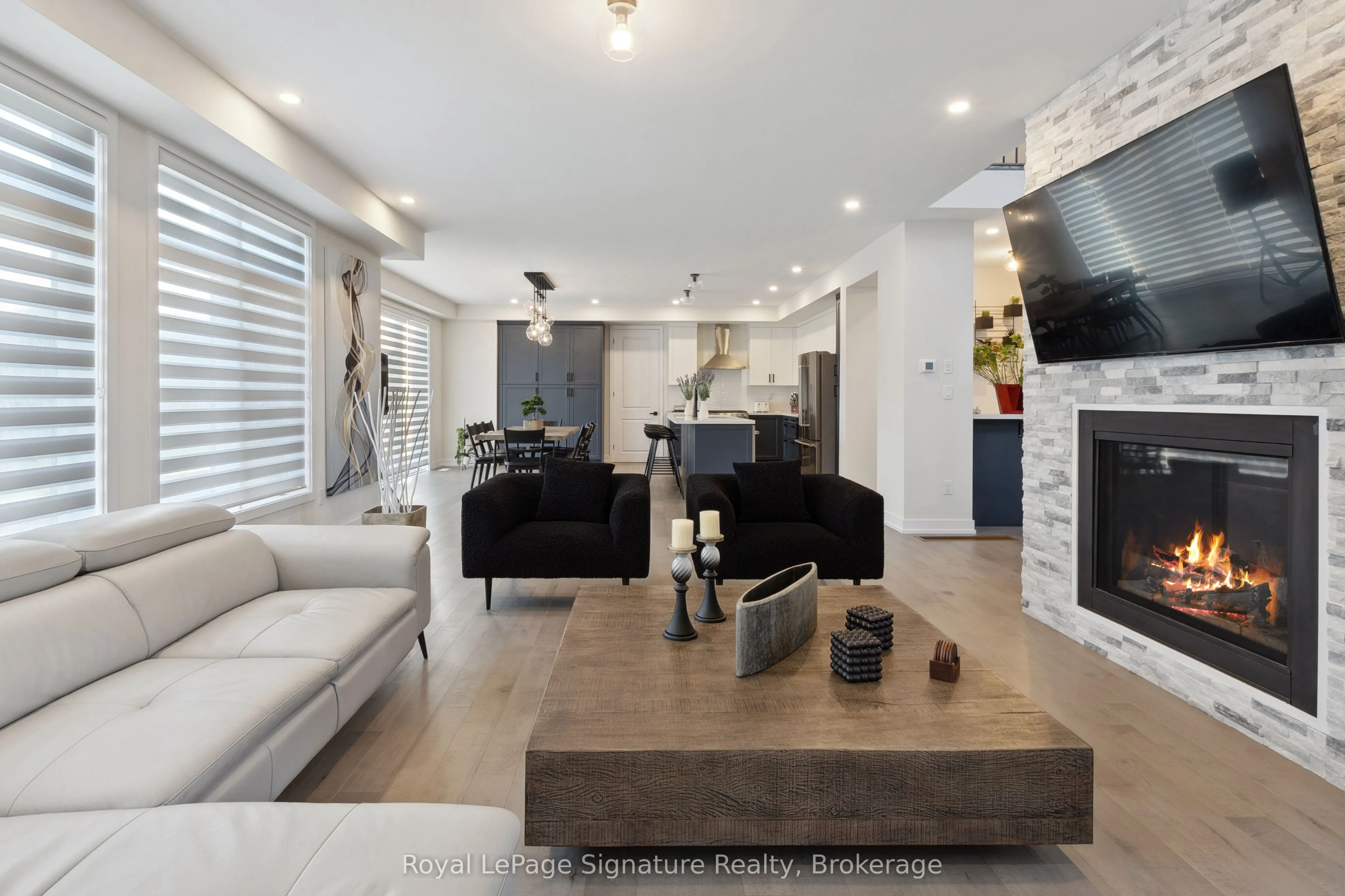 102 STONELEIGH DRIVE