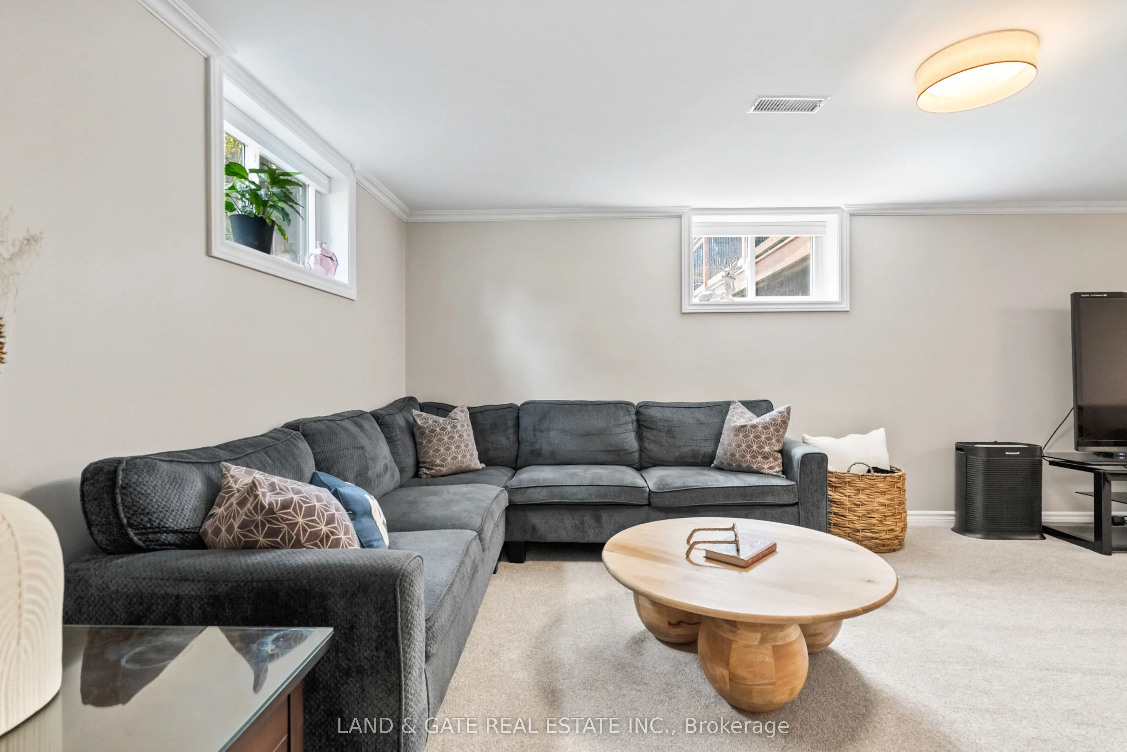 19 Kawartha Drive, #Lower
