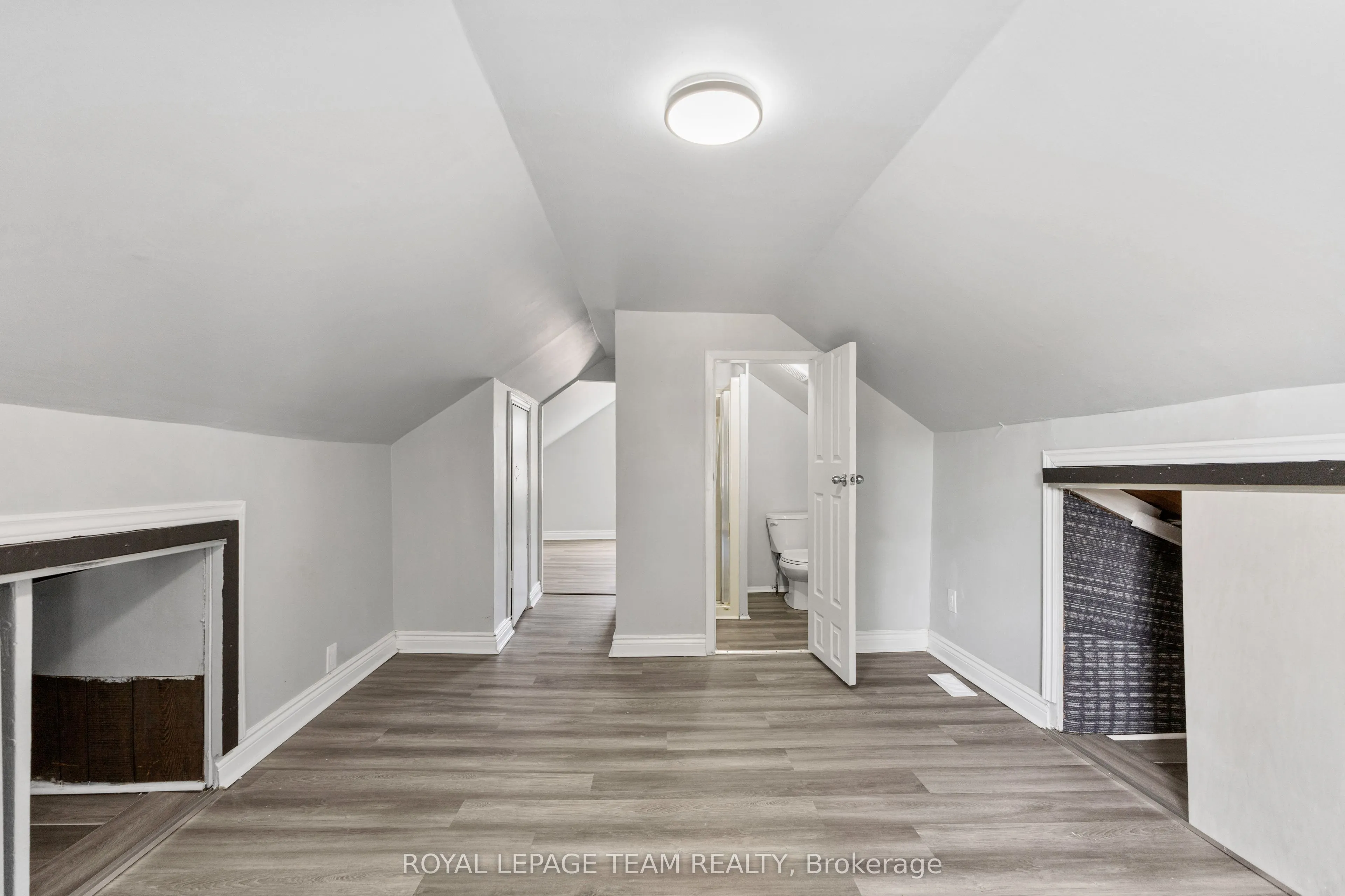 105 Jolliet Avenue