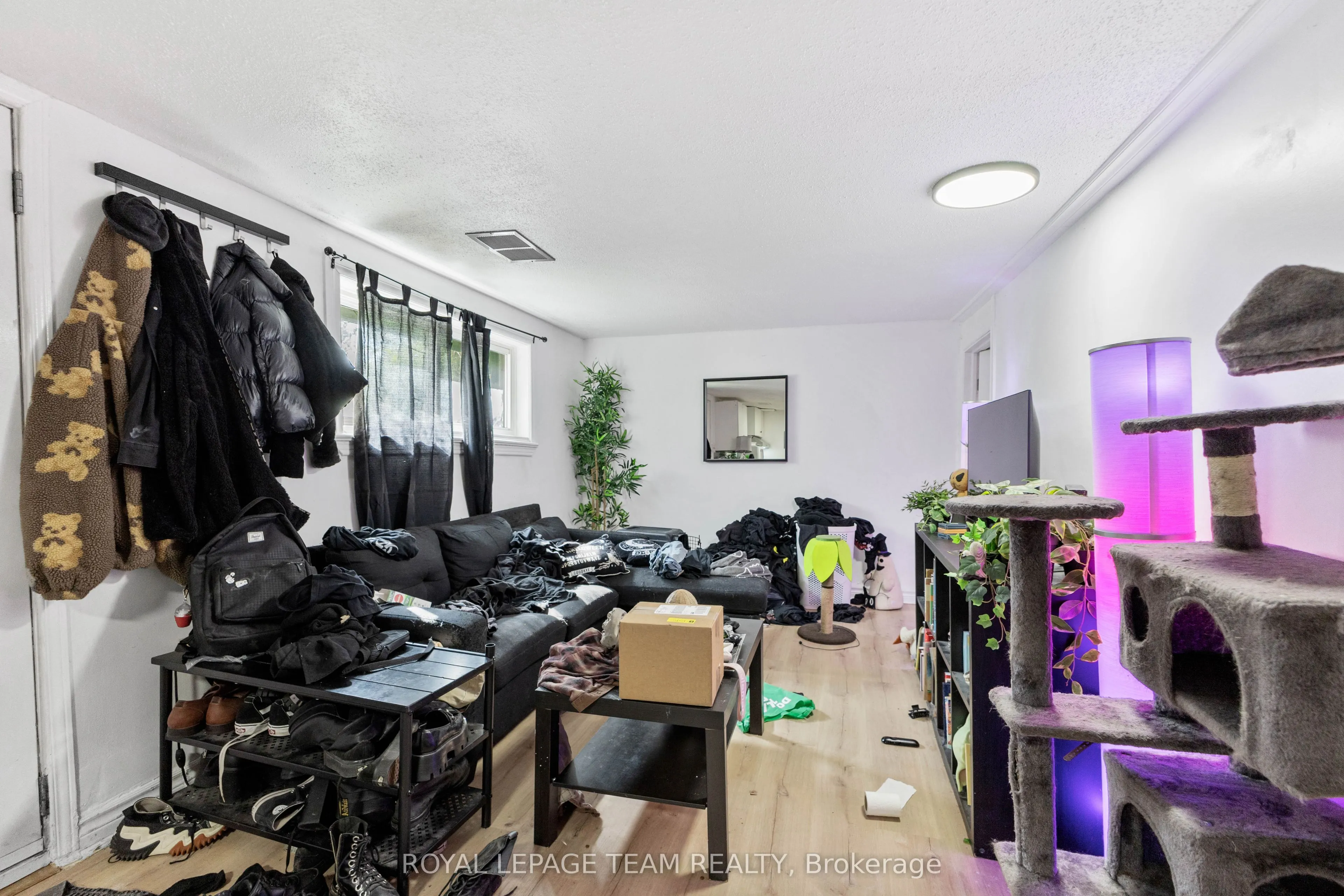 105 Jolliet Avenue