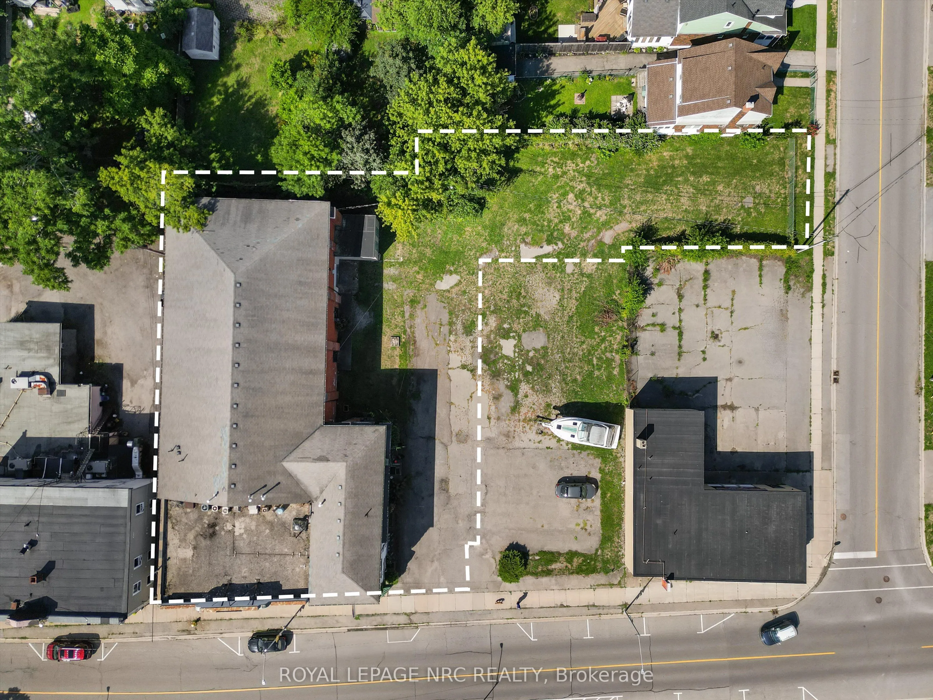 131-139 Niagara Boulevard