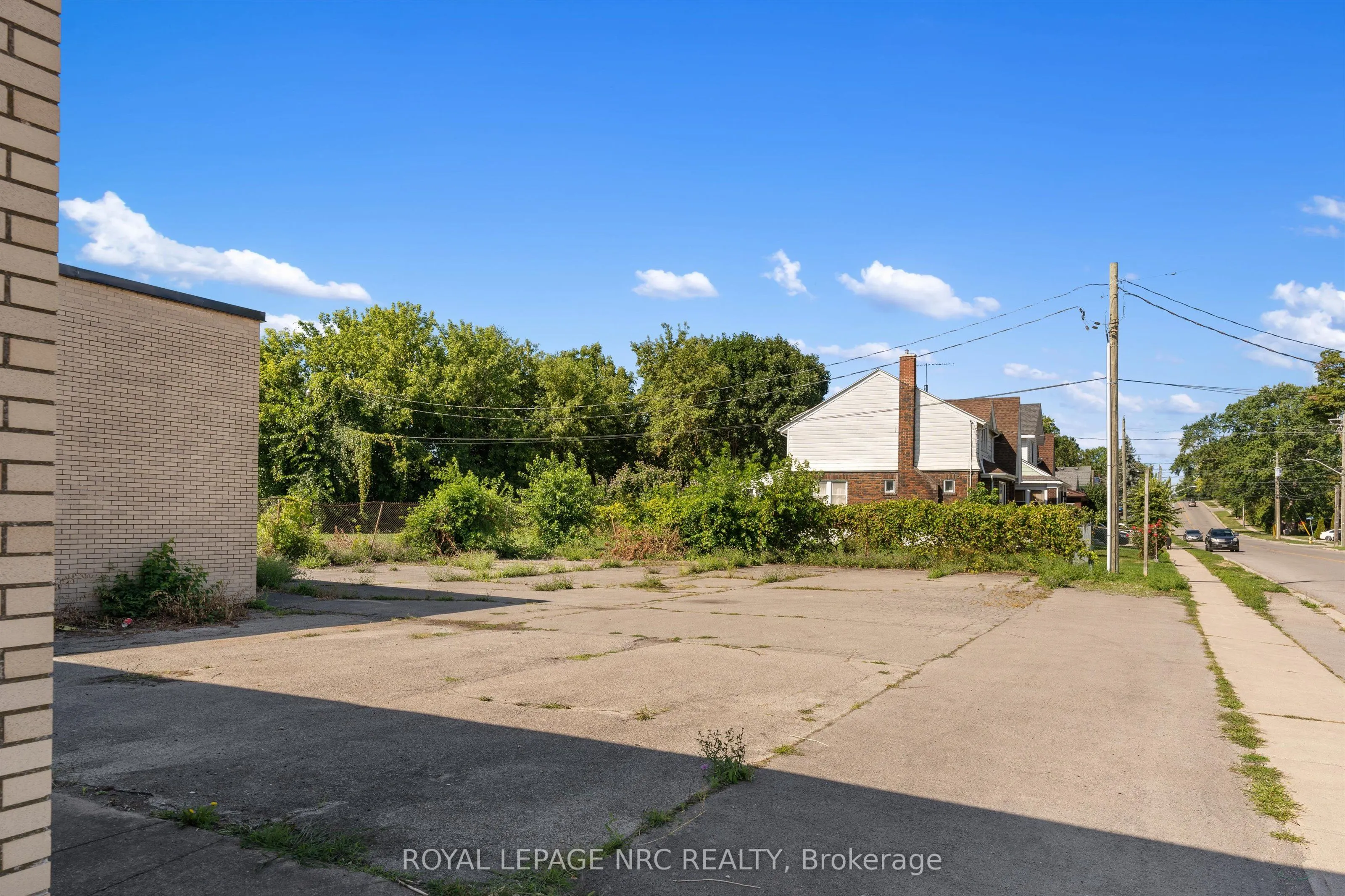 155 Niagara Boulevard