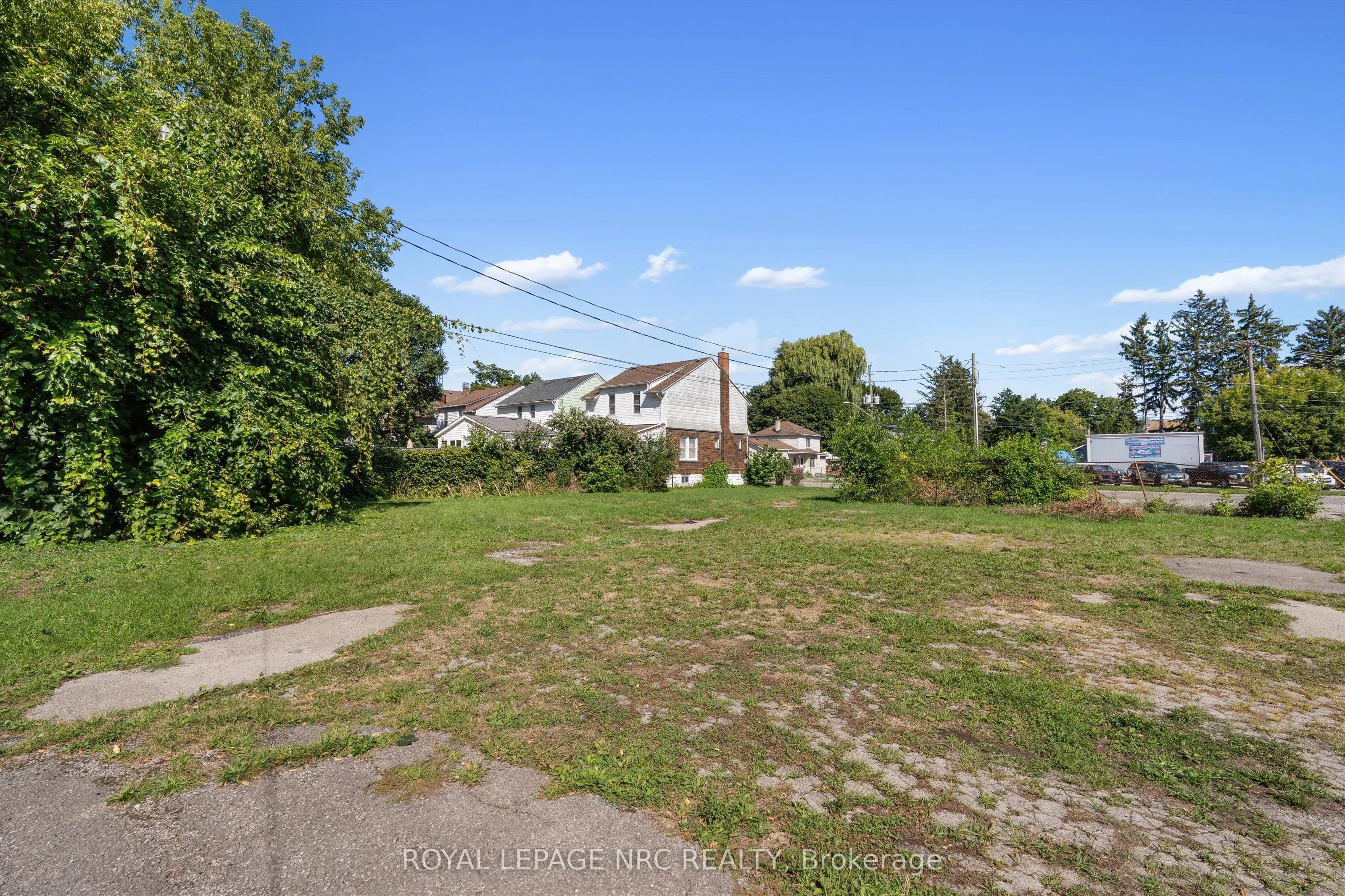 PT LT 2 Niagara Boulevard