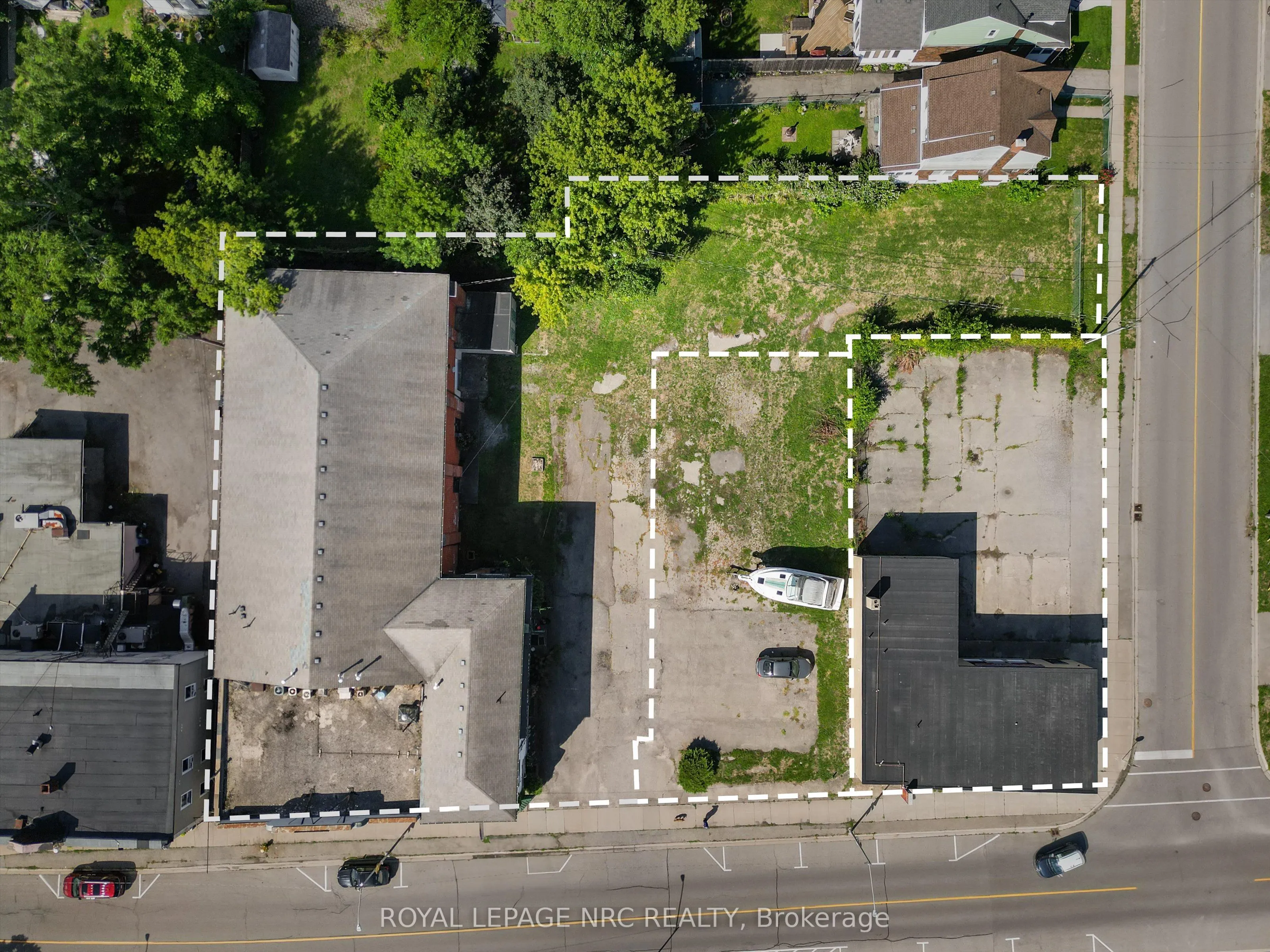 PT LT 2 Niagara Boulevard