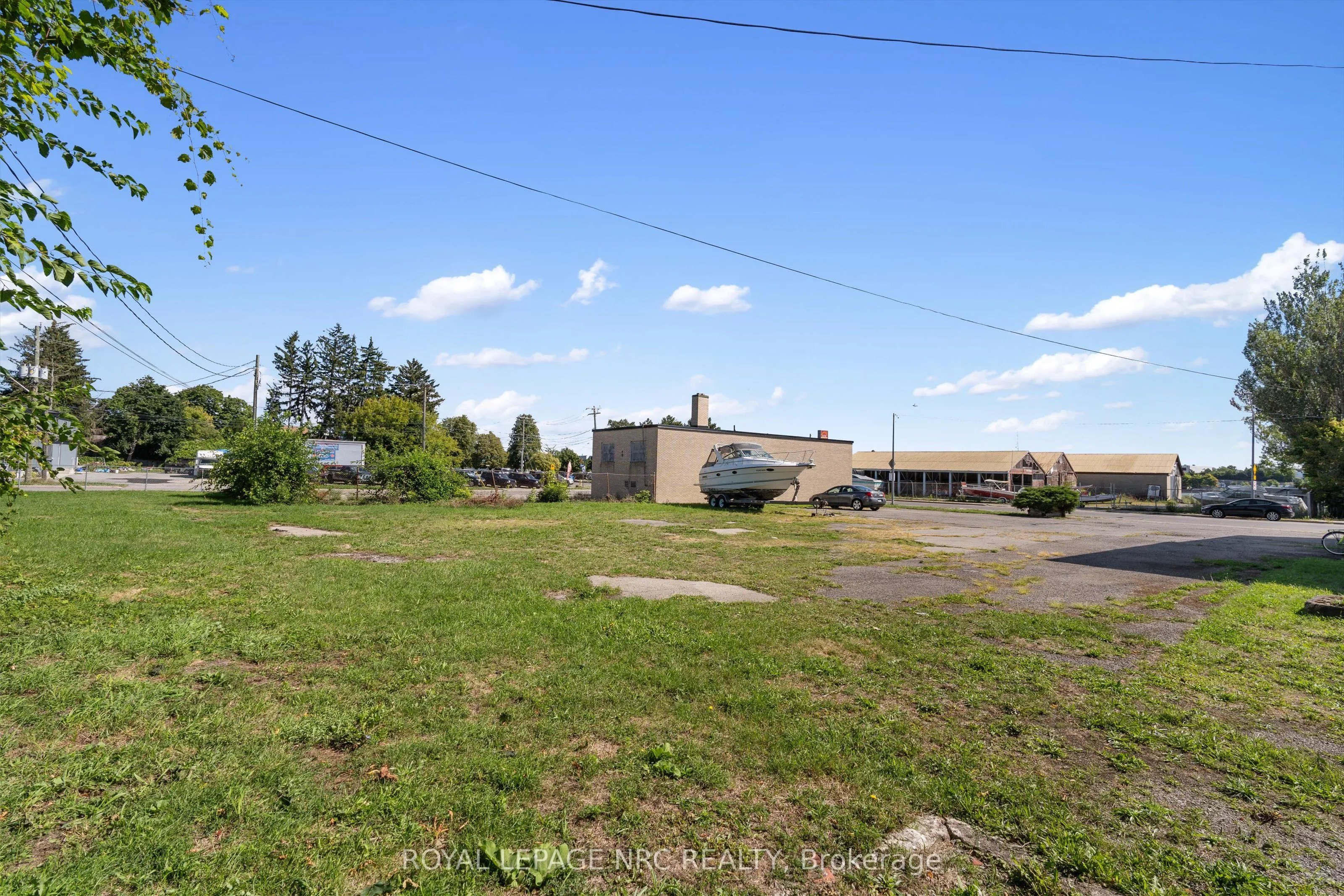 PT LT 2 Niagara Boulevard