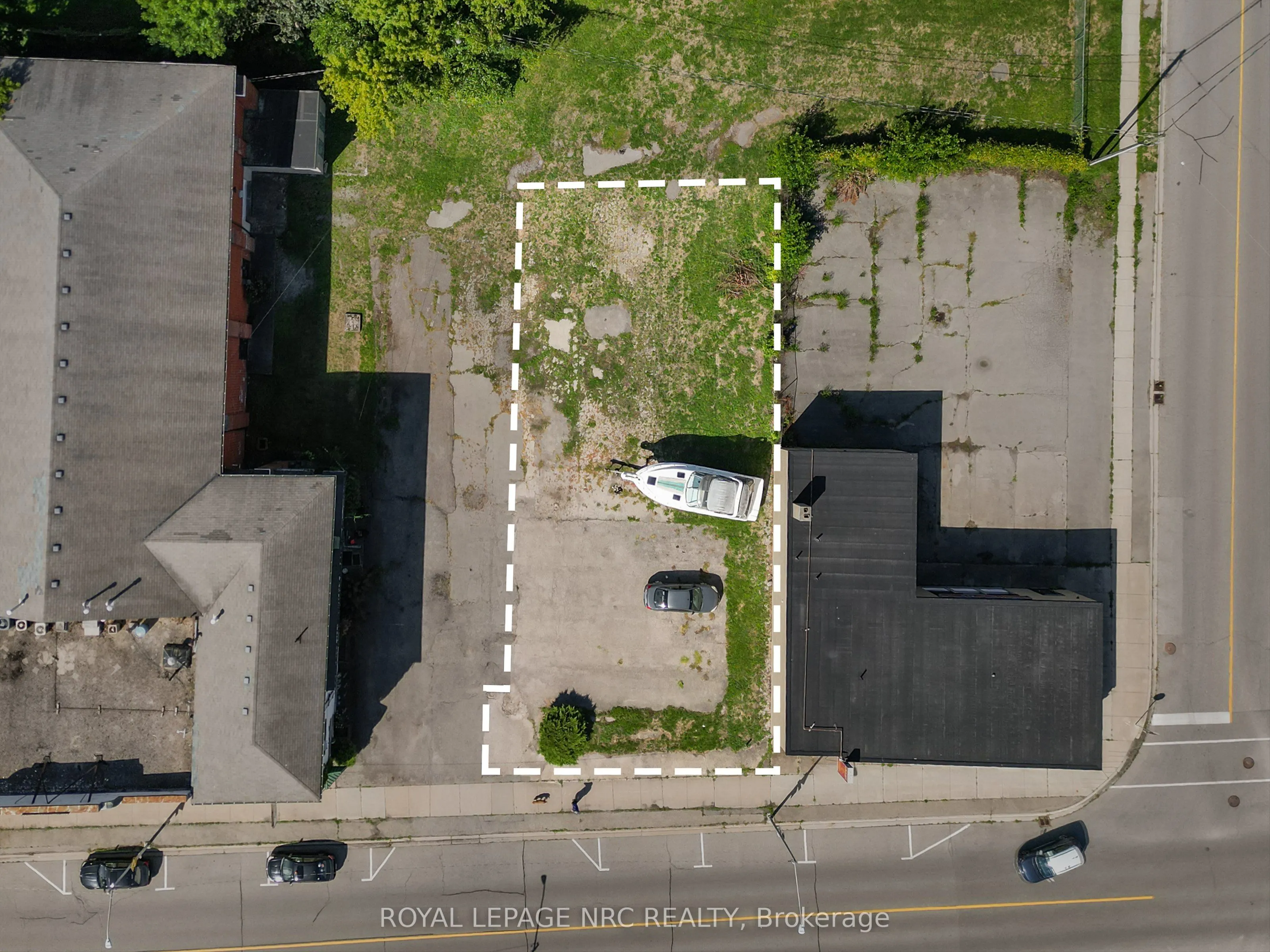 PT LT 2 Niagara Boulevard