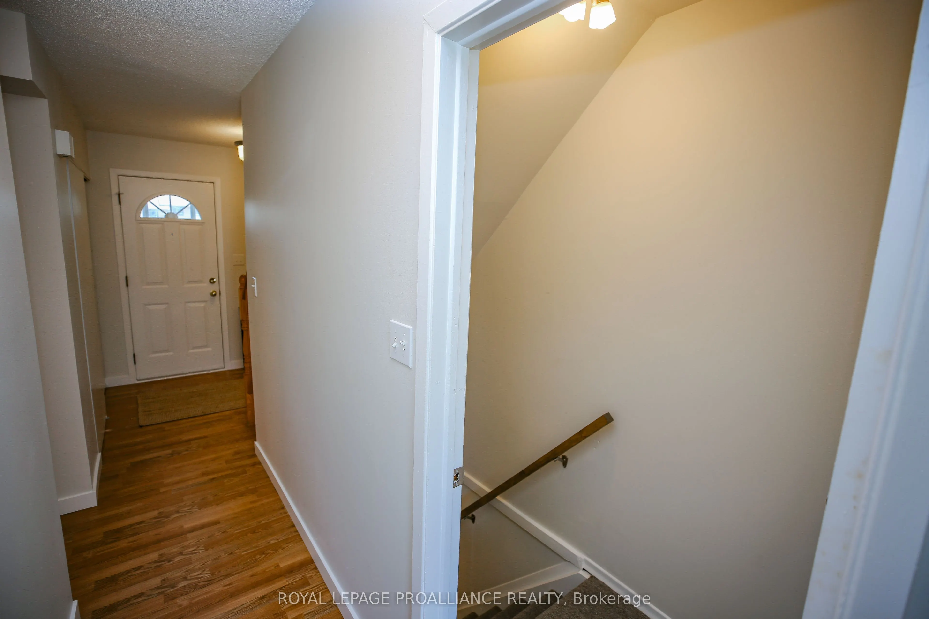 1271 Millwood Avenue, #7