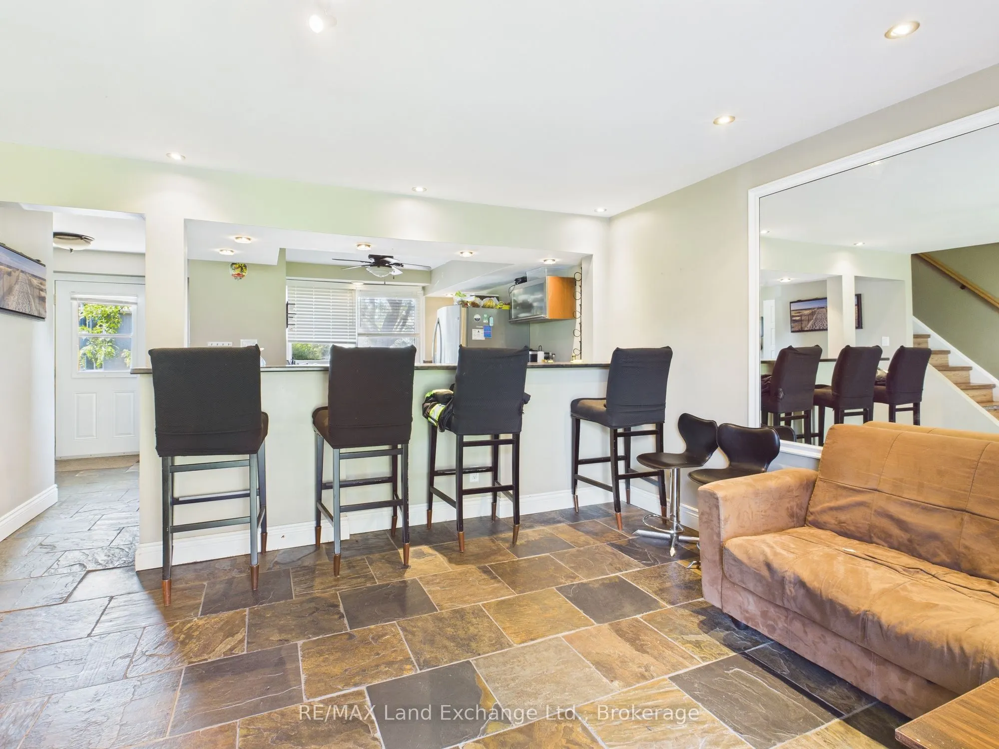 850 Walsh Street, #27