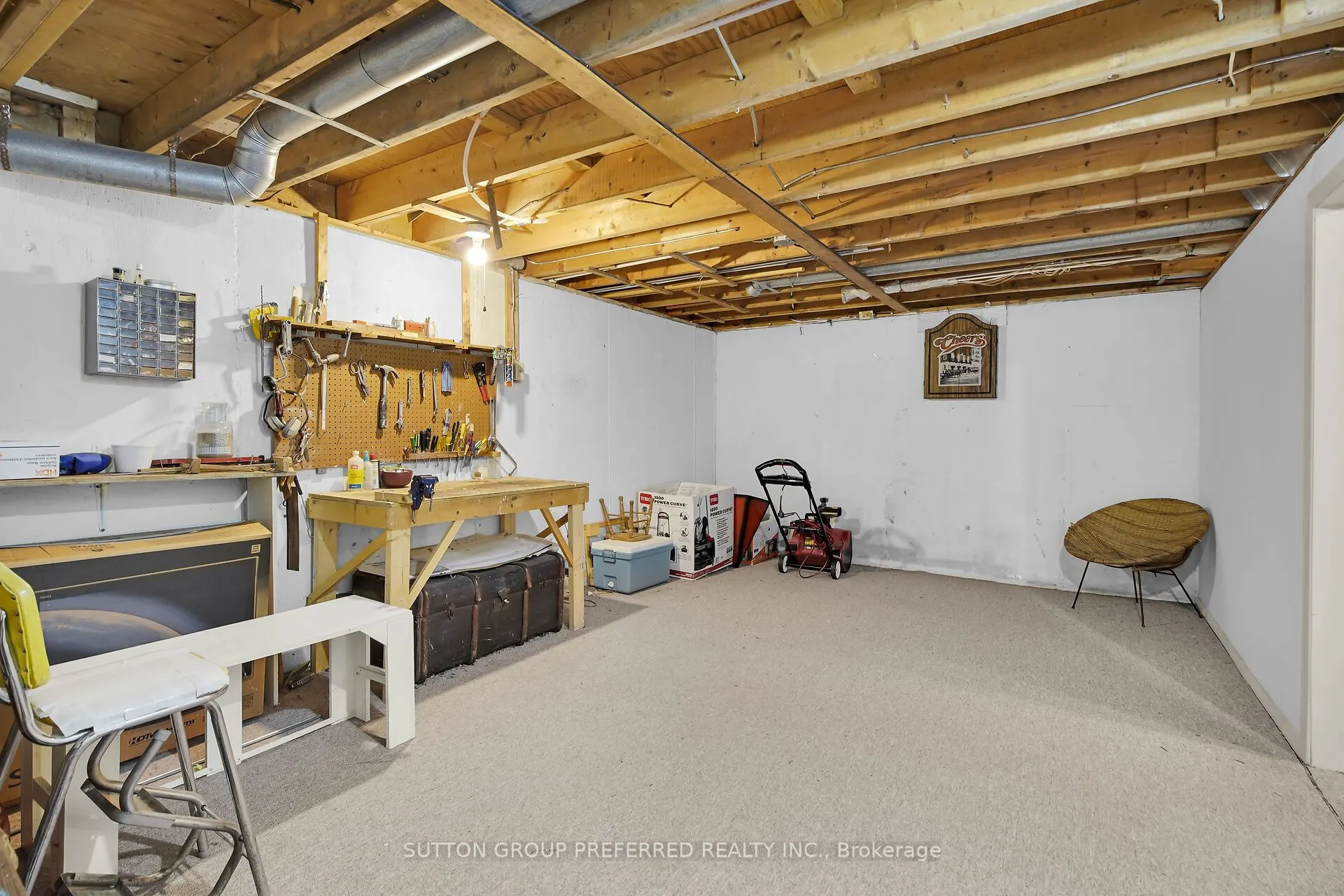 56 Tweed Crescent