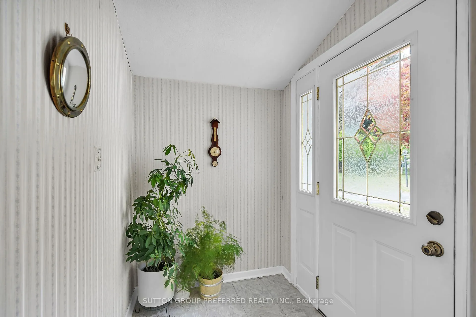 56 Tweed Crescent