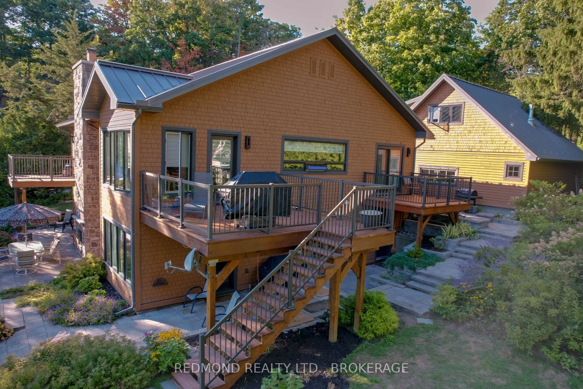 403 1000 Islands Parkway