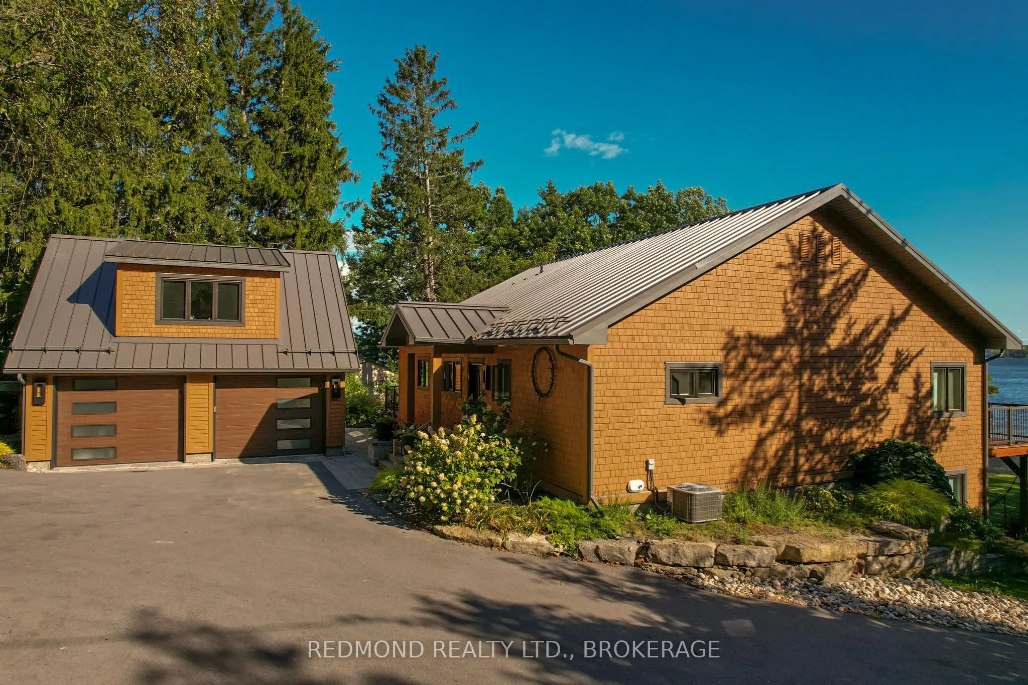 403 1000 Islands Parkway