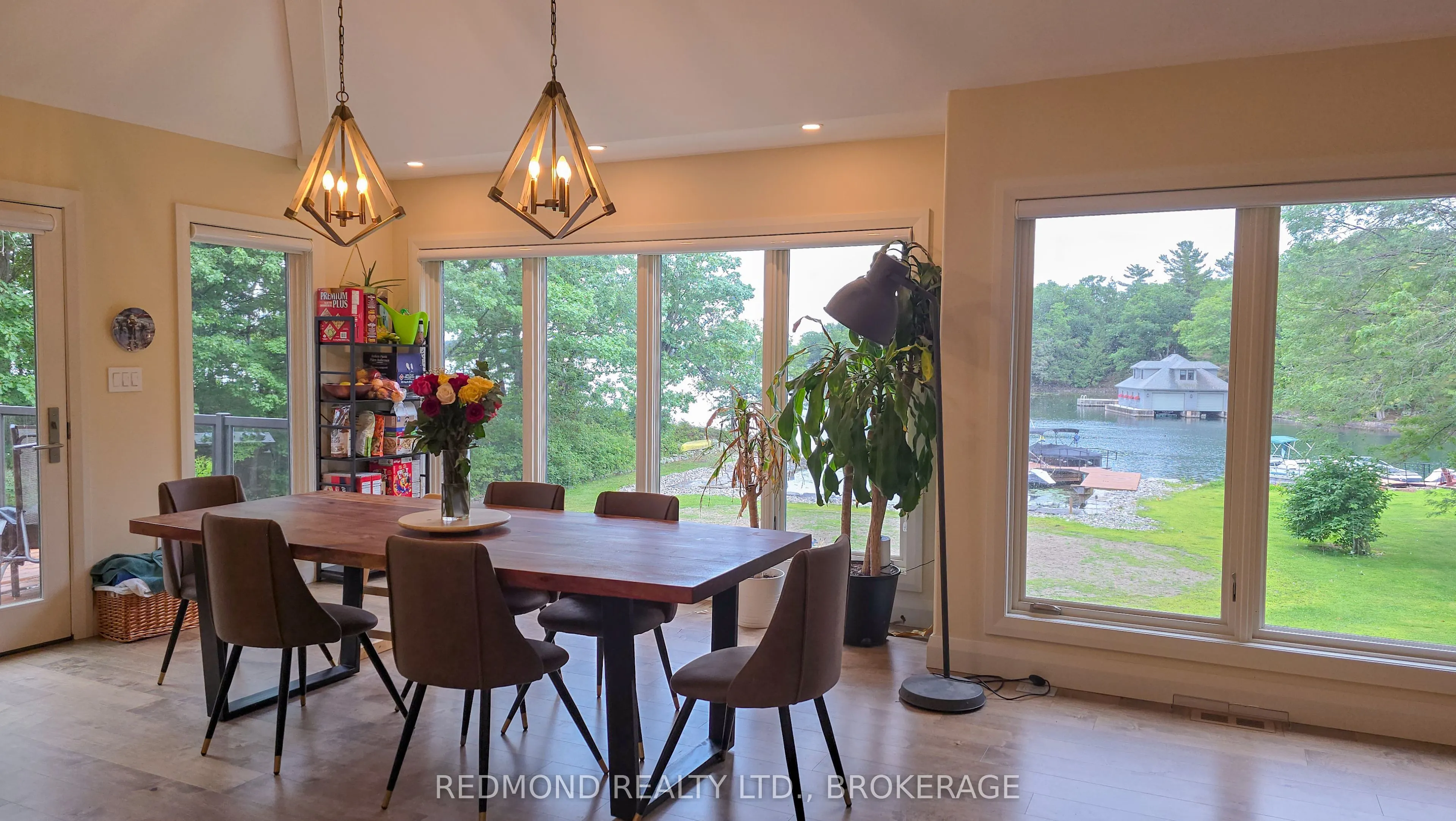 403 1000 Islands Parkway