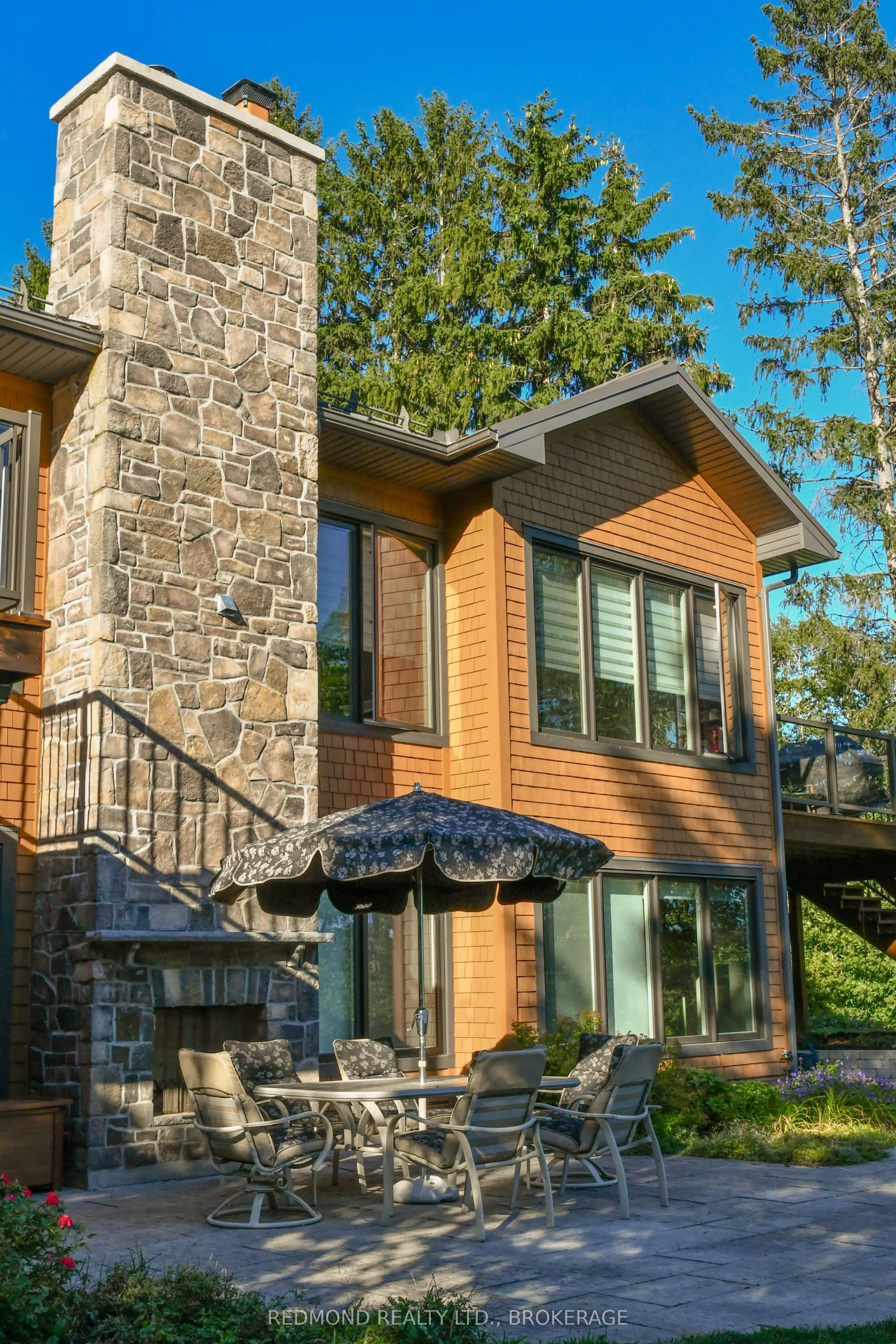 403 1000 Islands Parkway