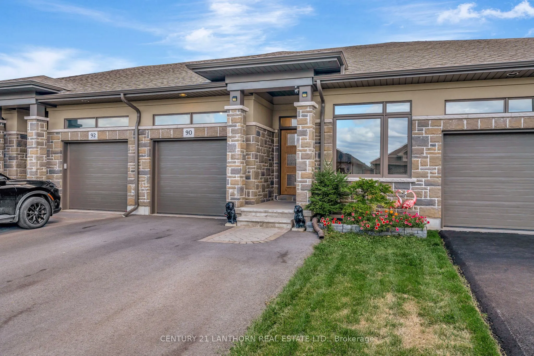 90 COVINGTON Crescent