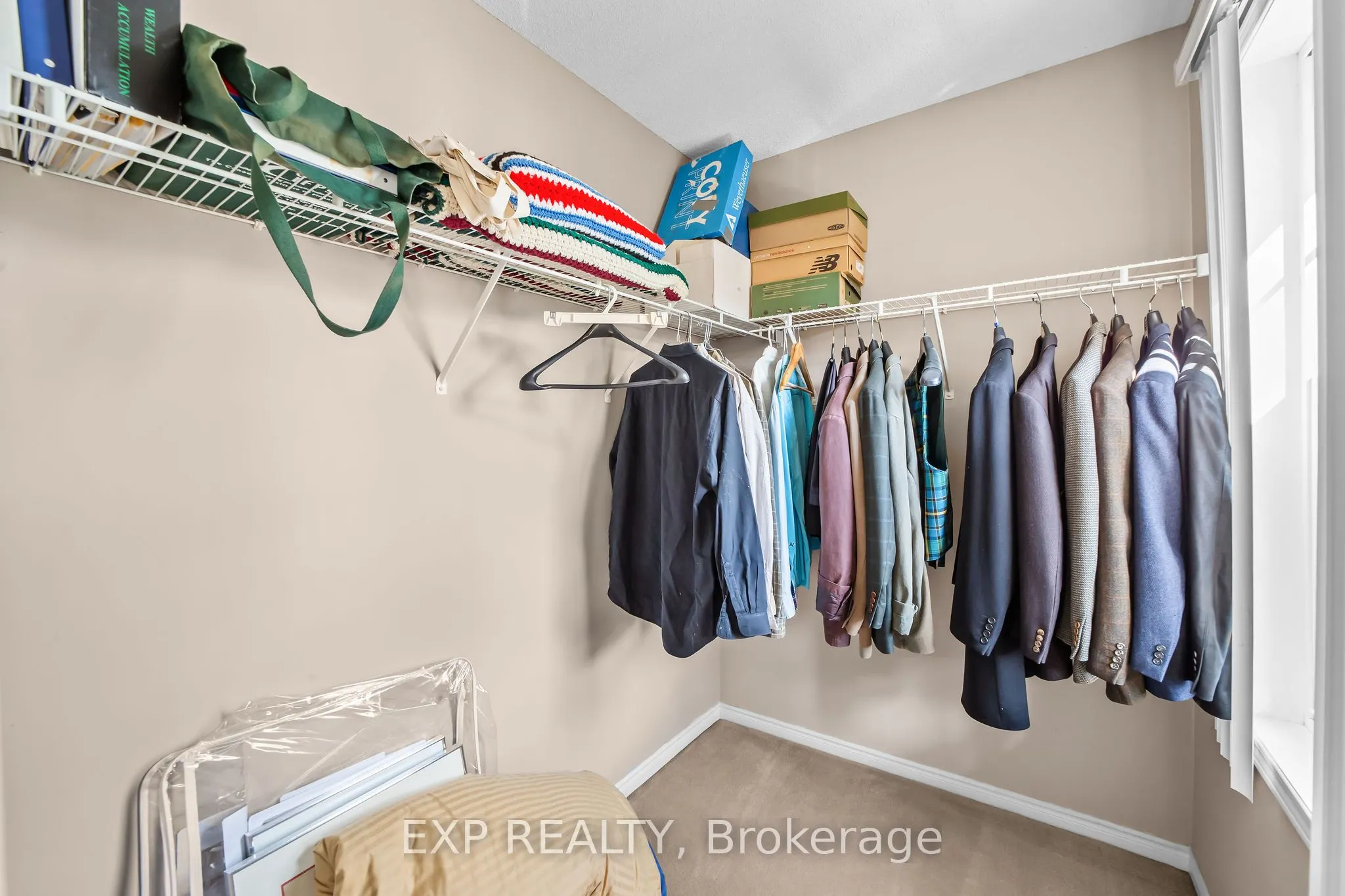 609 COLBORNE Street, #11