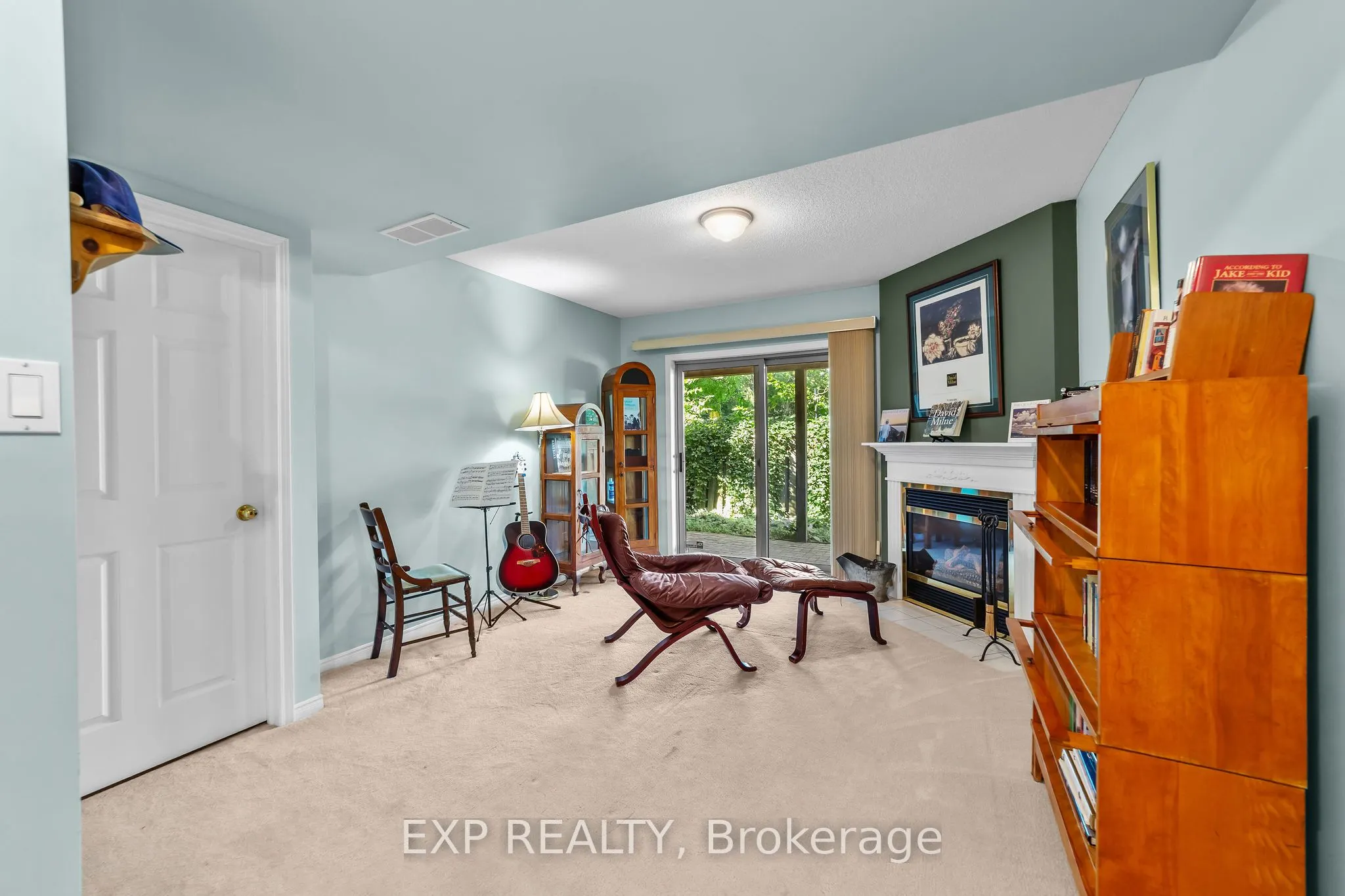 609 COLBORNE Street, #11