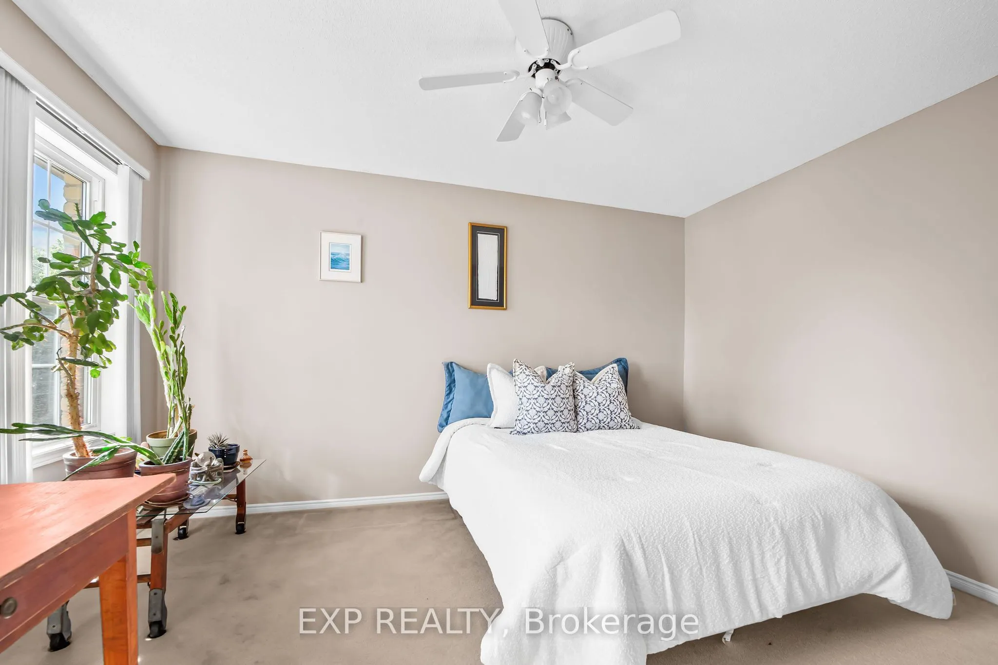609 COLBORNE Street, #11