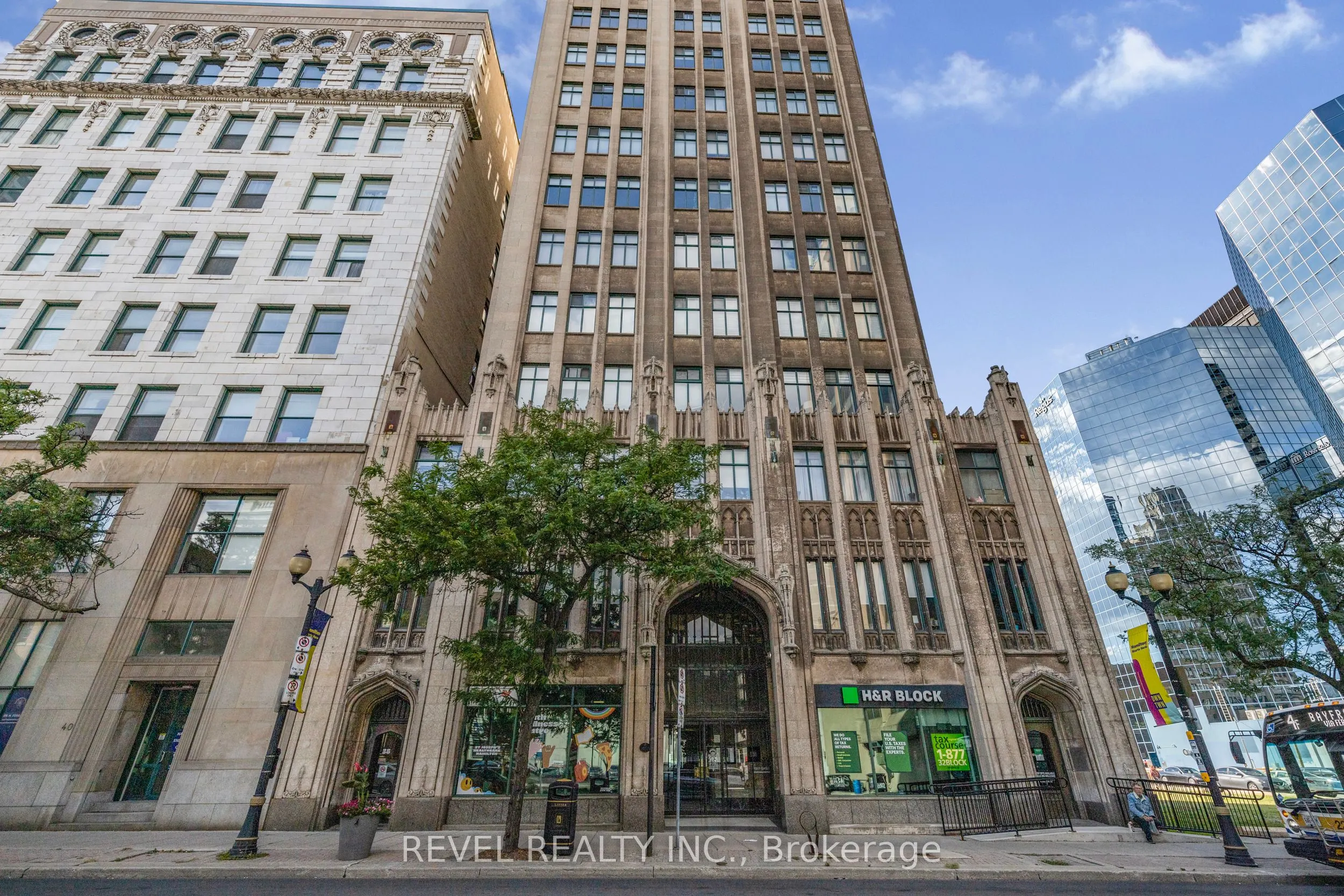 36 James Street S, #803