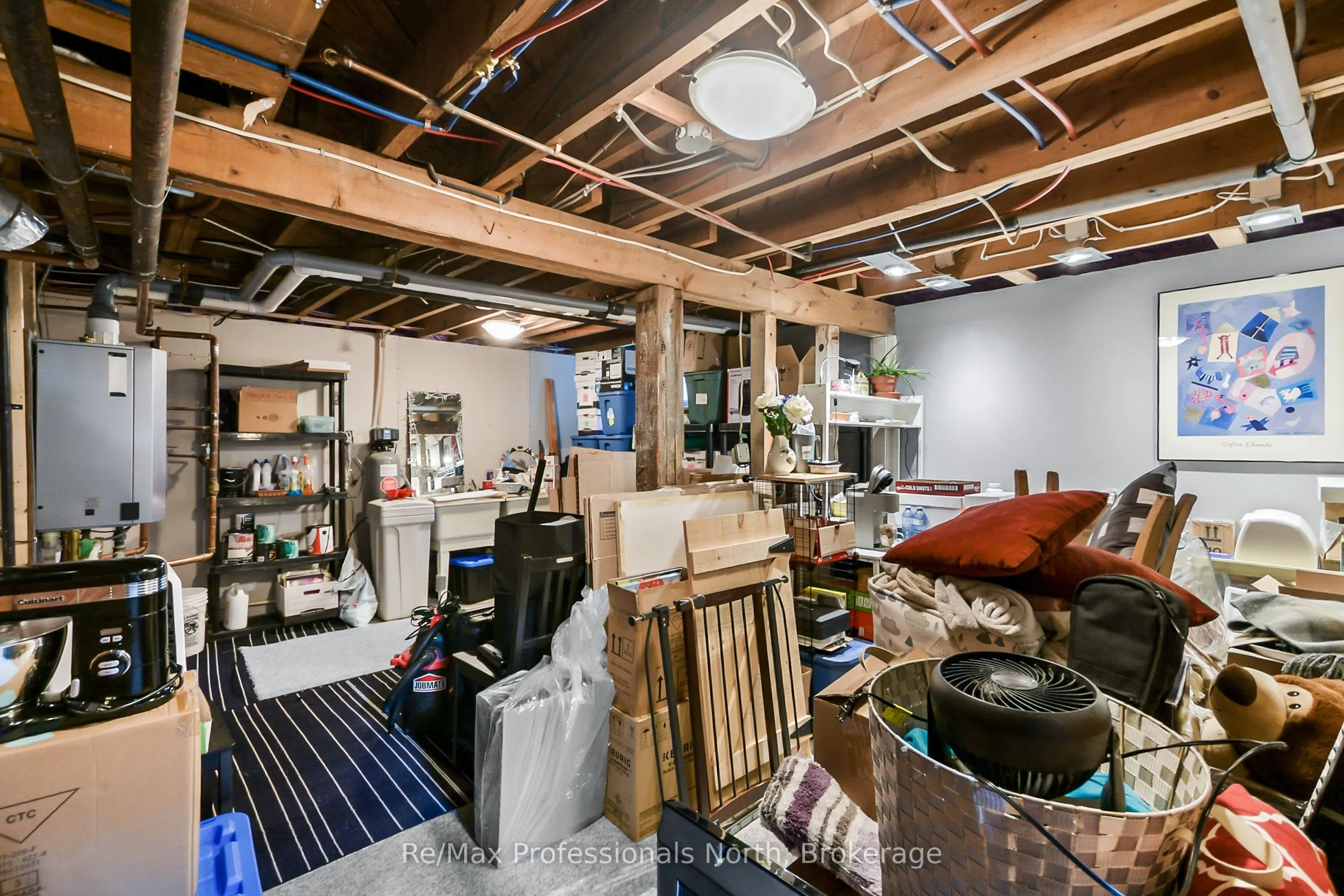 450 Mary Street N