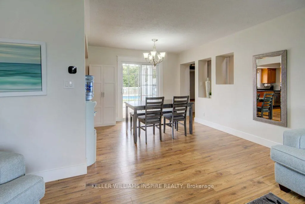 87 Jeffrey Drive