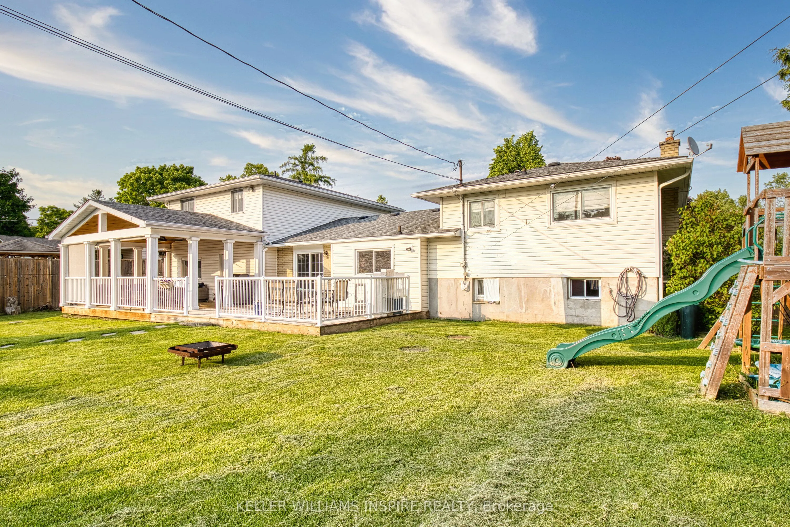 87 Jeffrey Drive