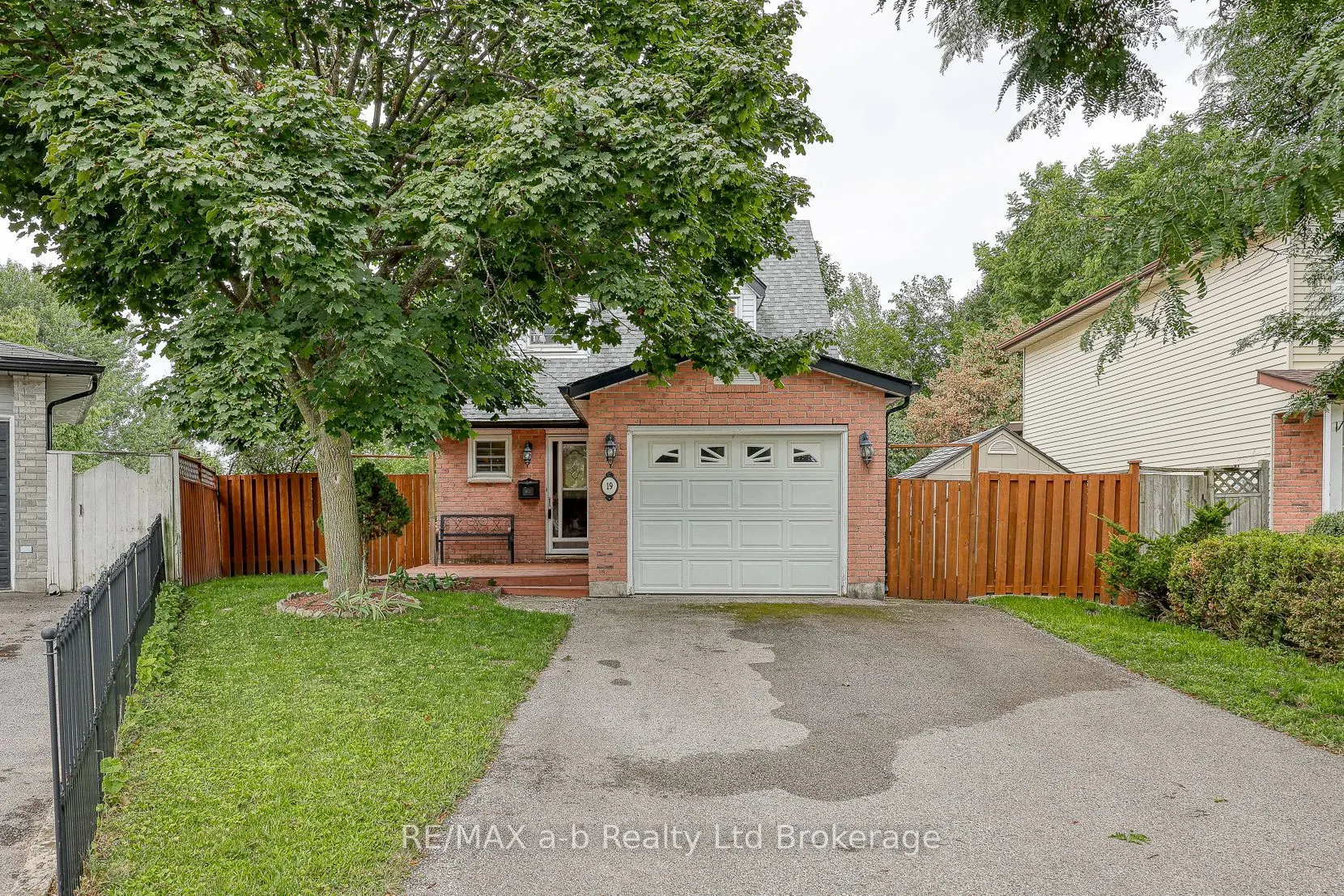 19 Heathwood Court