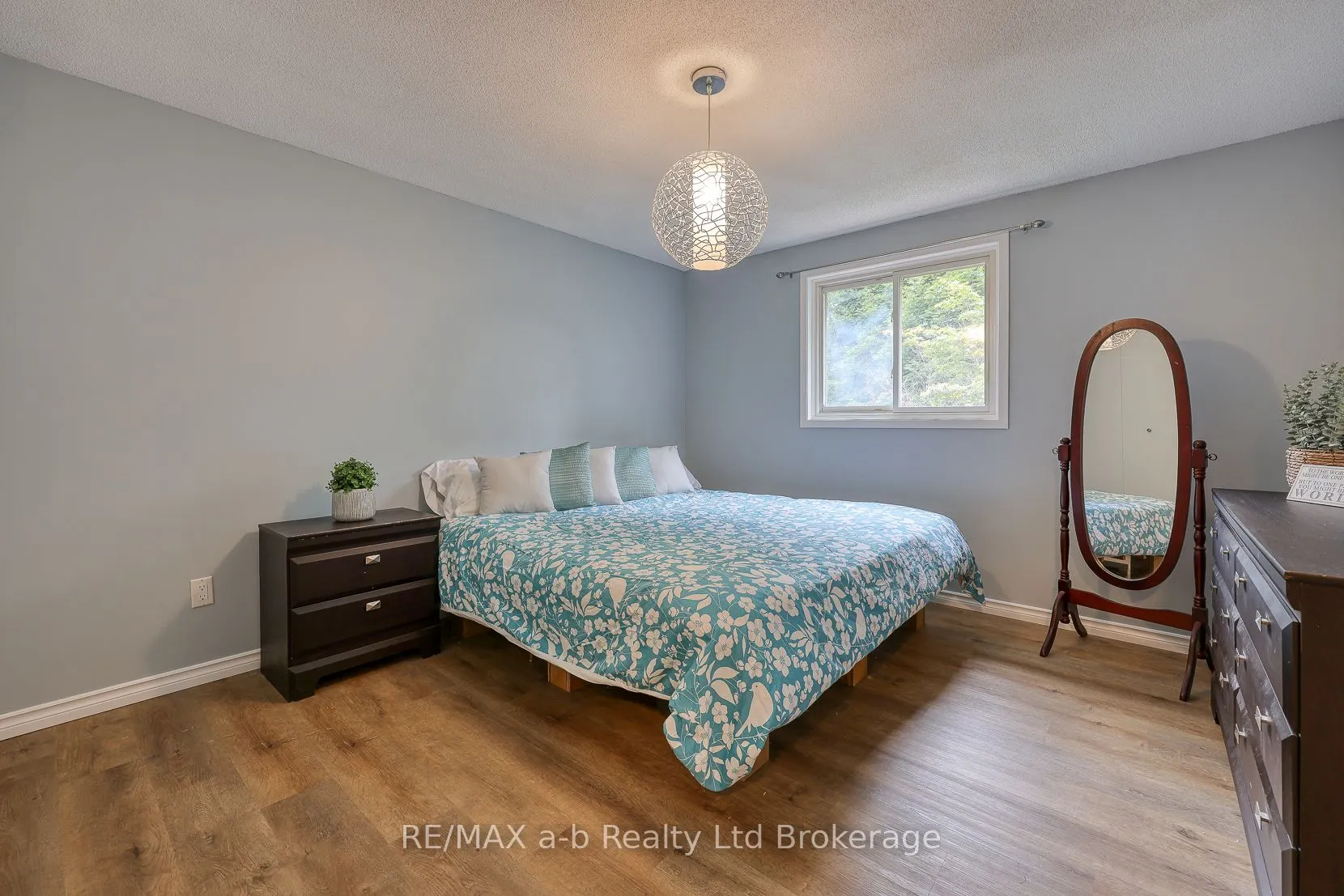 19 Heathwood Court